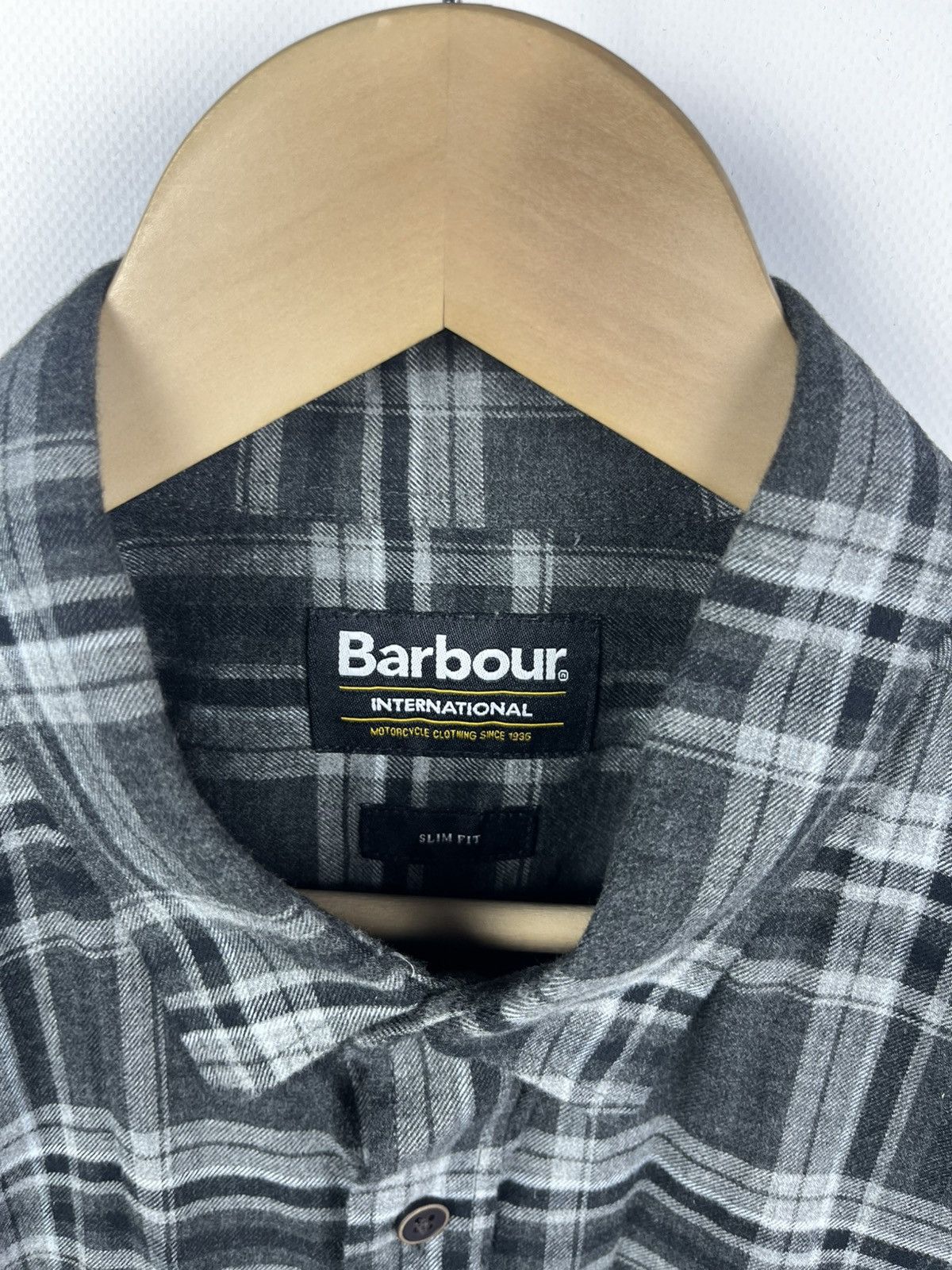 Barbour Barbour international button shirt size m Size US M / EU 48-50 / 2 - 3 Thumbnail