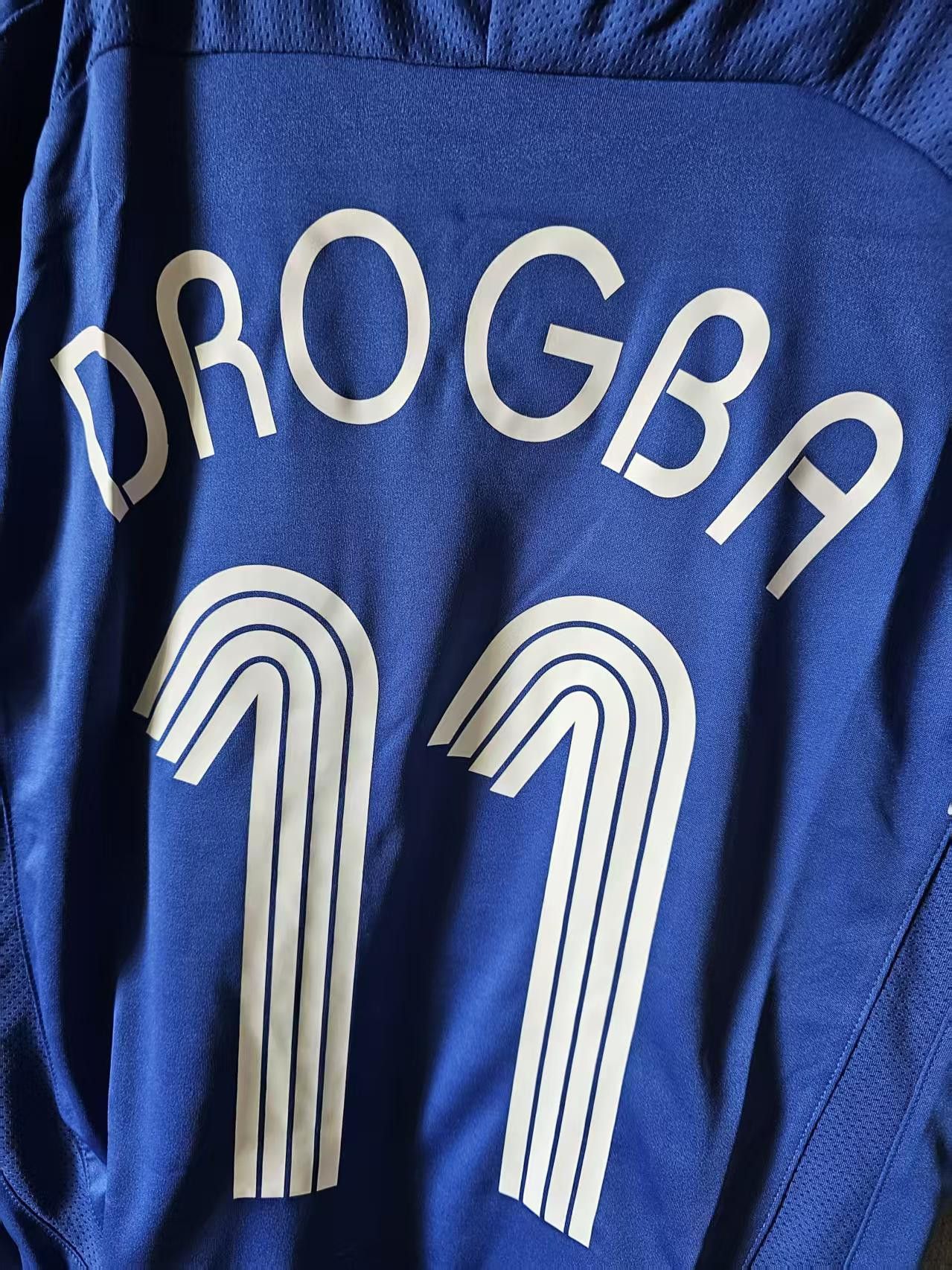 Other 2006 2007 Chelsea 11 Didier Drogba Jersey Home Size US L / EU 52-54 / 3 - 6 Thumbnail
