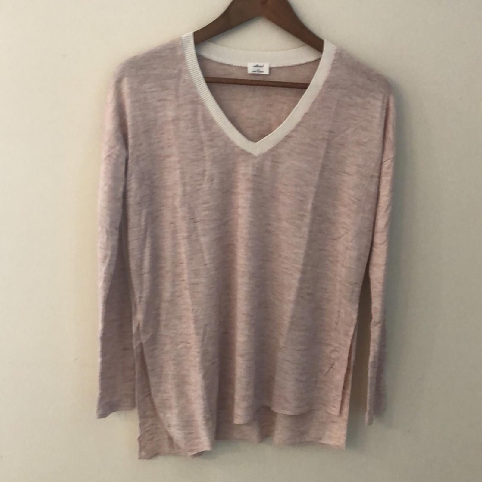 Other Wilfred Soft pink & Beige V Neck Sweater long sleeve SZ XS Size XS / US 0-2 / IT 36-38 - 1 Thumbnail