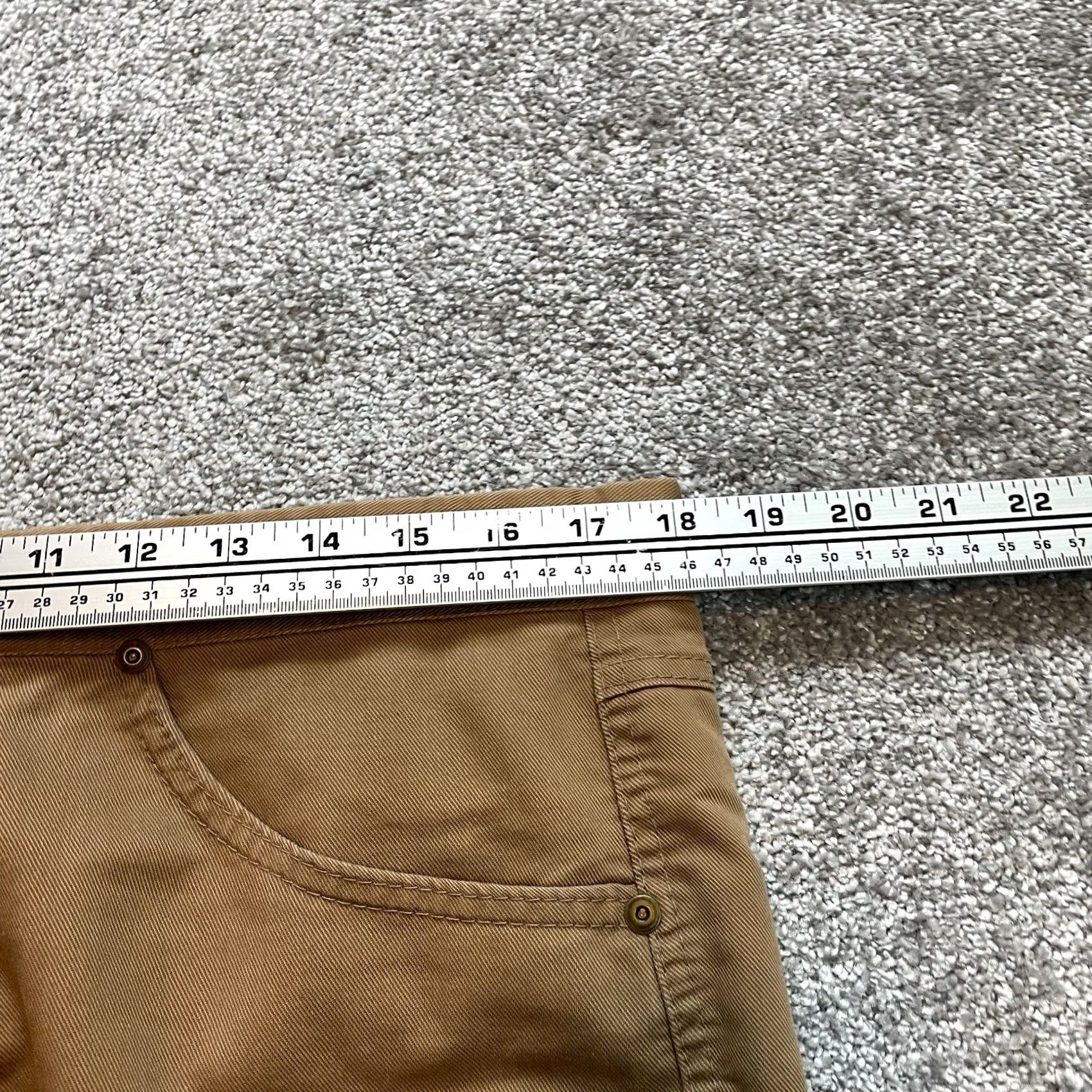 Vintage VINTAGE SansABelt Chino Shorts Mens 36 Brown 7 Inch Pleated Pocket Short 7in Regular Rise Home? Size US 36 / EU 52 - 6 Thumbnail