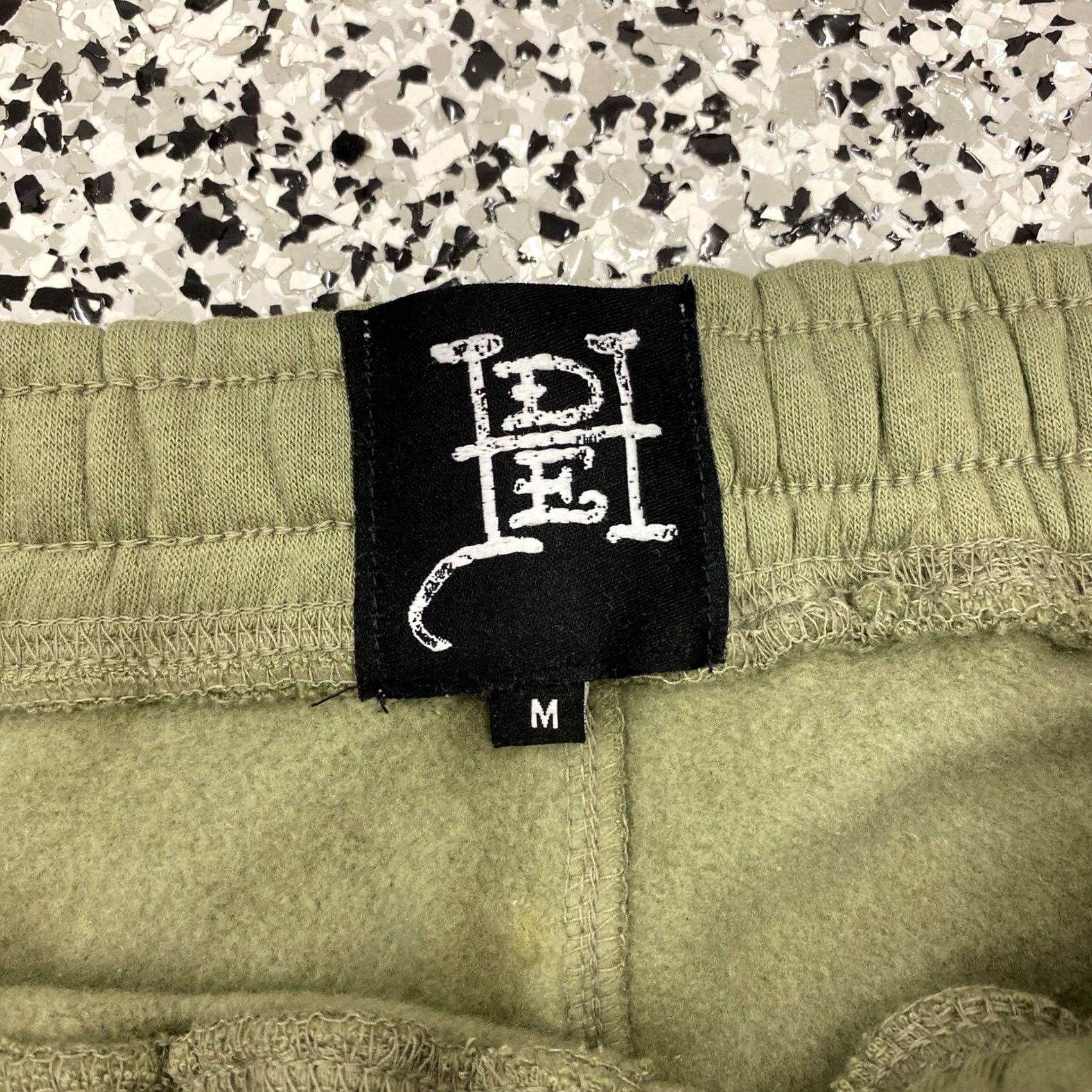 Ed Hardy ED HARDY Battle Skull Snake Eagle Fleece Sweat Shorts Green Mens M New Size US 31 - 2 Thumbnail