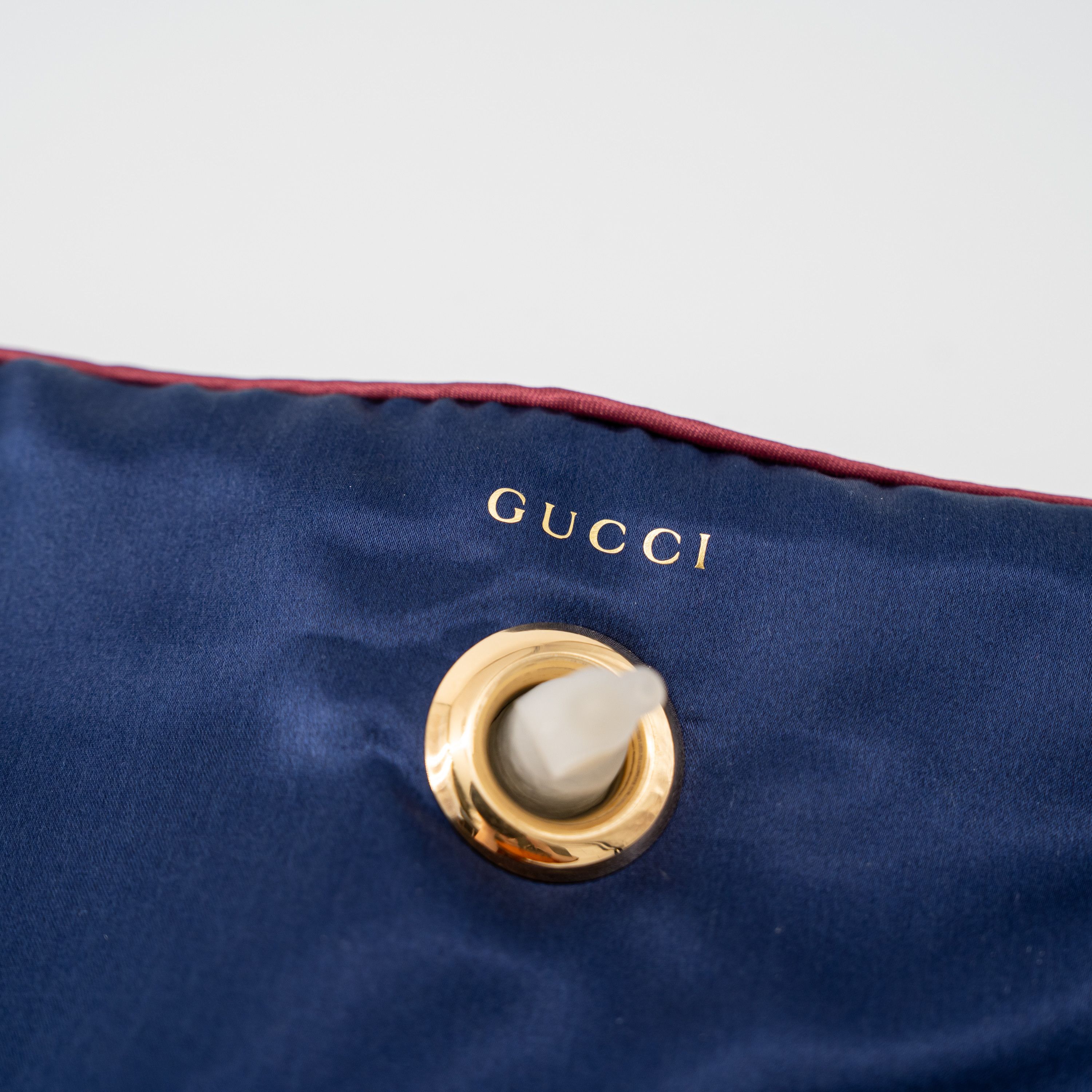 Gucci Gucci Travel Inflatable Neck Pillow Geometric G Red Blue Size ONE SIZE - 3 Thumbnail