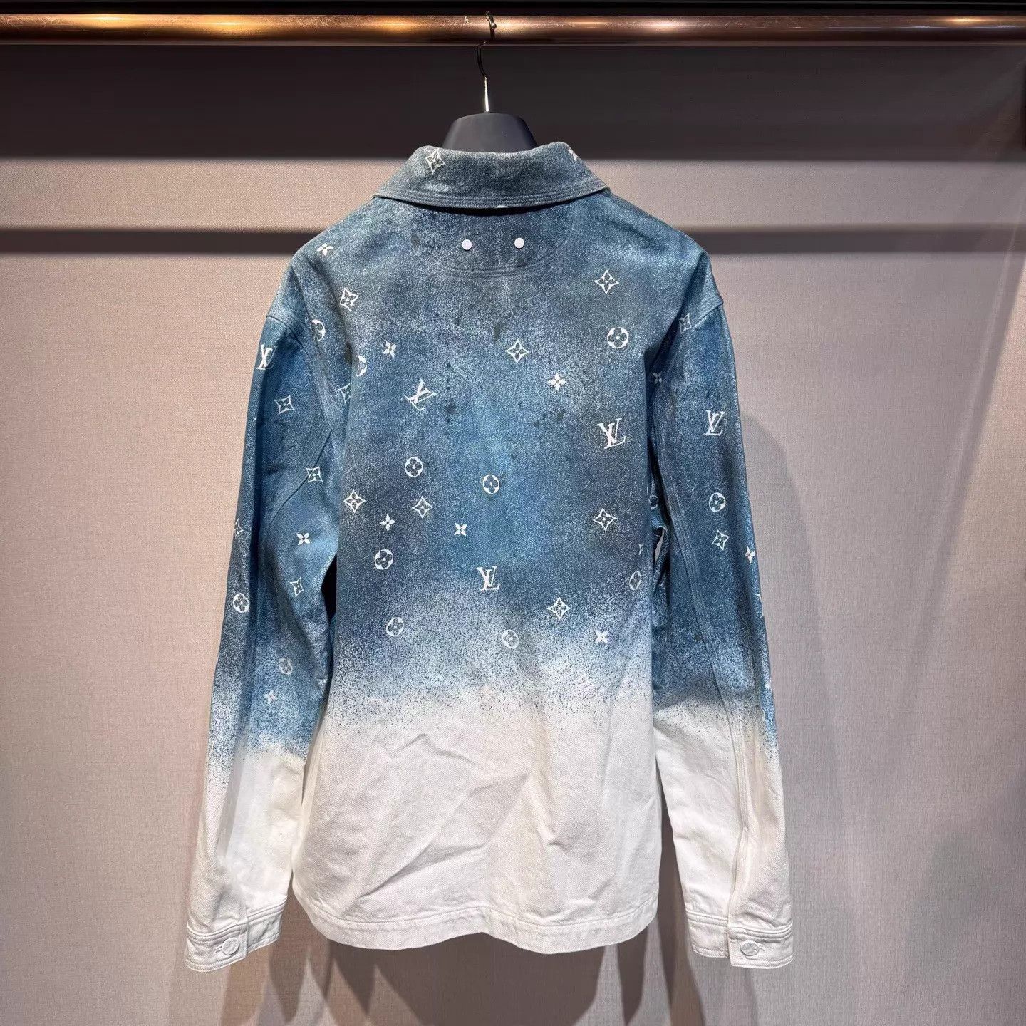 Louis Vuitton Louis Vuitton Blue Starry Gradient Denim Jacket M New Size US M / EU 48-50 / 2 - 2 Thumbnail