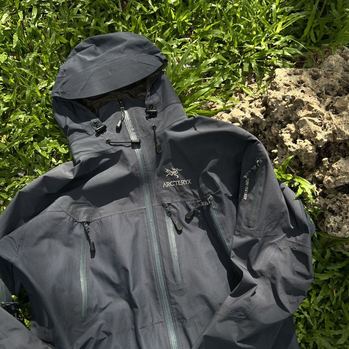 90’s mont-bell GORE-TEX JACKET Arc'teryx 90's Arc'teryx 1998 Theta AR Gore-Tex XCR Jacket