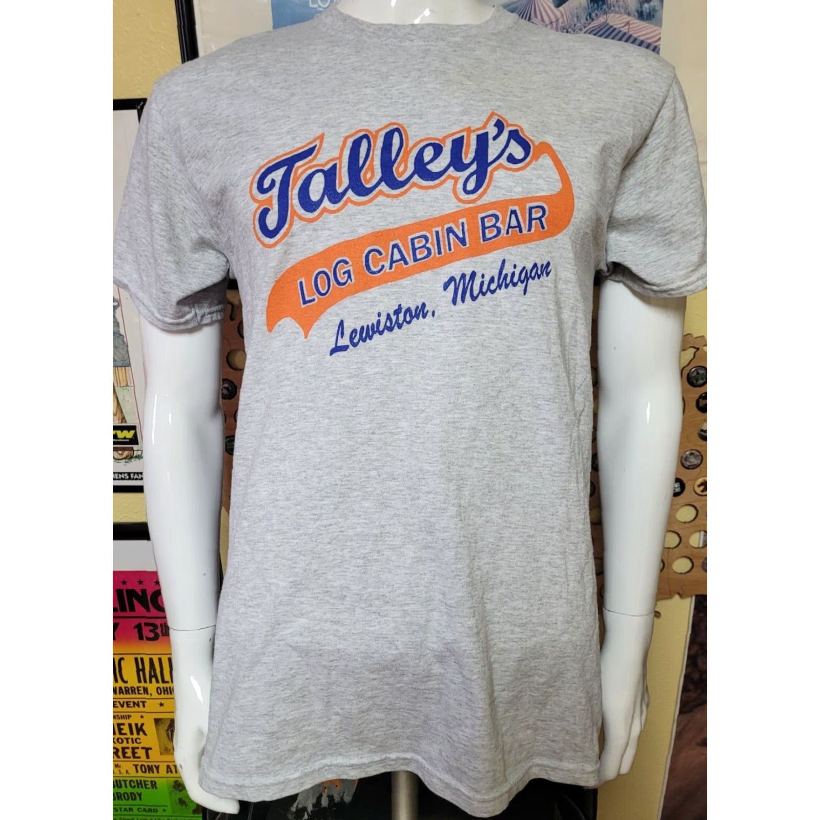 Jerzees VTG Jerzees T-Shirt Men M Gray Logo Print Talley's Log Cabin Bar Lewiston MI 90s Restaurants Bars Shirt Size US M / EU 48-50 / 2 - 2 Thumbnail