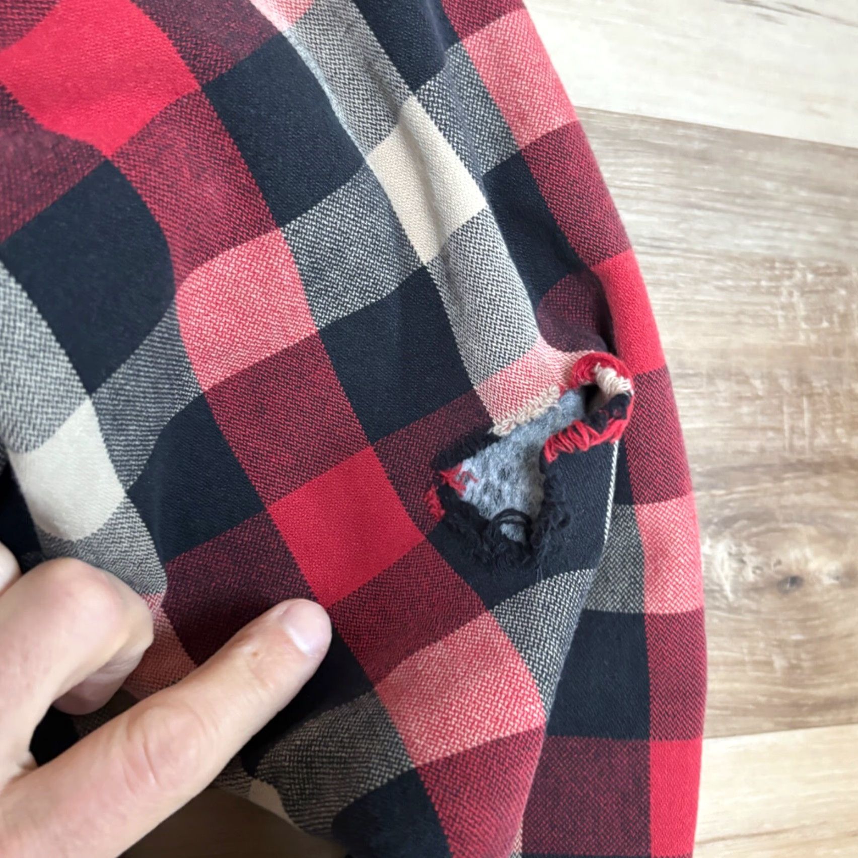 J.Crew J.CREW Flannel Shirt Mens M Sherpa Lined Plaid Red Button-Up Shirt Regular Fit Size US M / EU 48-50 / 2 - 3 Thumbnail