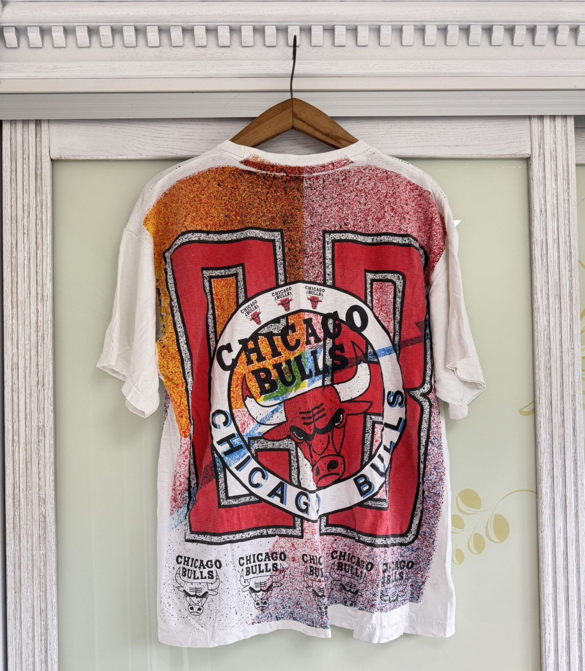 Vintage Vintage 90’s Chicago Bulls AOP NBA Shirt Very Rare Tee Size US M / EU 48-50 / 2 - 2 Thumbnail