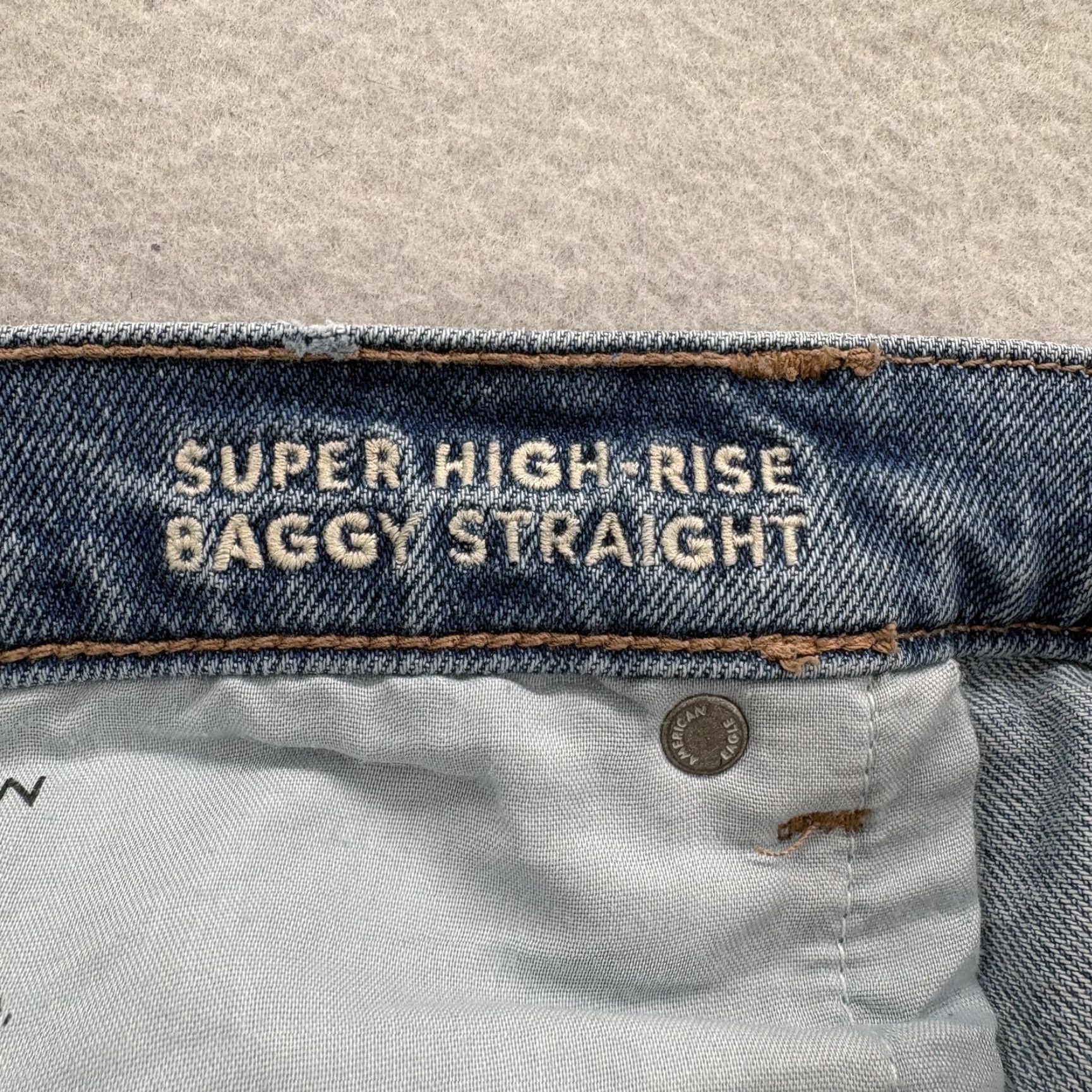 American Eagle Outfitters American Eagle Outfitters Jeans Womens 18 High Rise Baggy Straight Blue Light Wash Denim Cotton Spandex 5-Pocket Zipper Button Vintage No Size 40" / US 18 - 5 Thumbnail