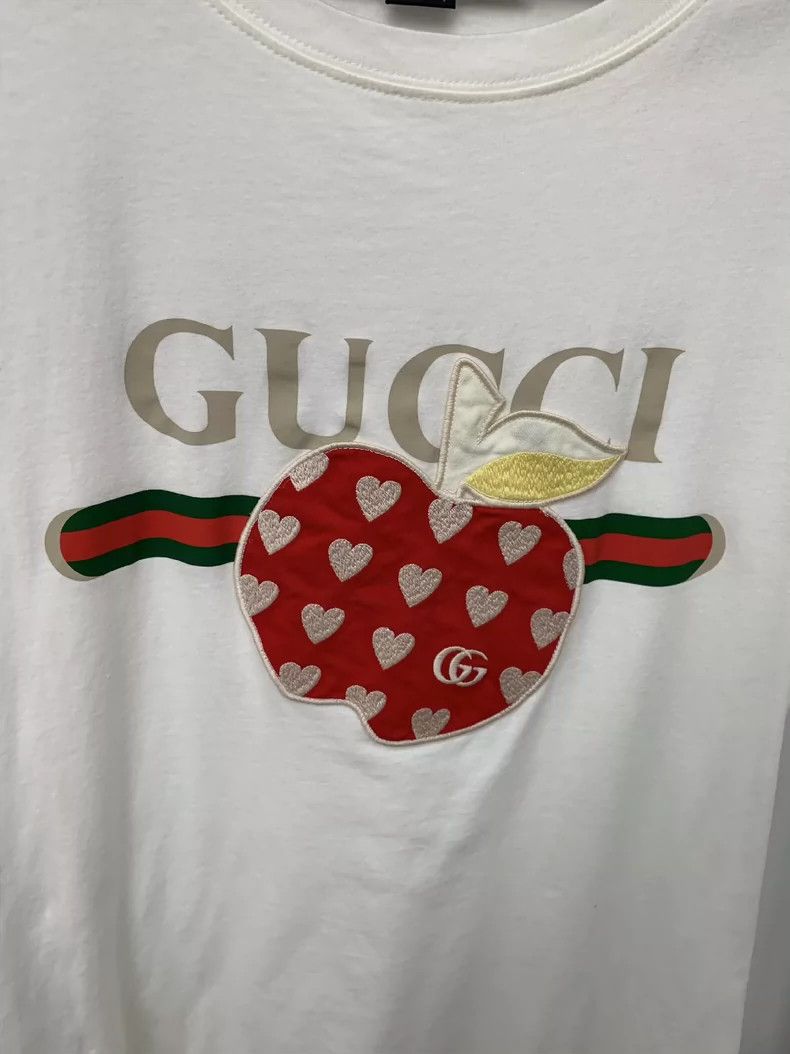 Gucci Gucci Logo apple print beige short sleeves Size US XS / EU 42 / 0 - 2 Thumbnail