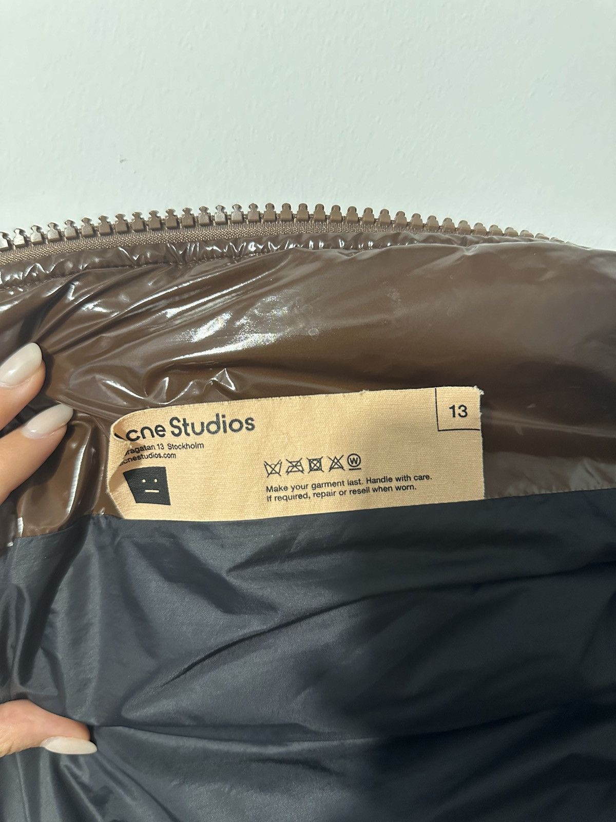 Acne Studios Acne Studios Brown Puffer Jacket 2021 « FACE » Collection Size US M / EU 48-50 / 2 - 6 Thumbnail