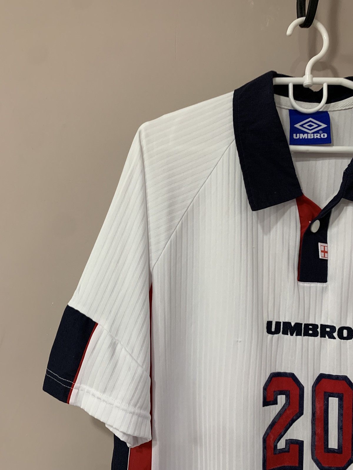 Umbro England 1997 Home Football Shirt Umbro Soccer Vintage Sz XL Size US XL / EU 56 / 4 - 3 Thumbnail