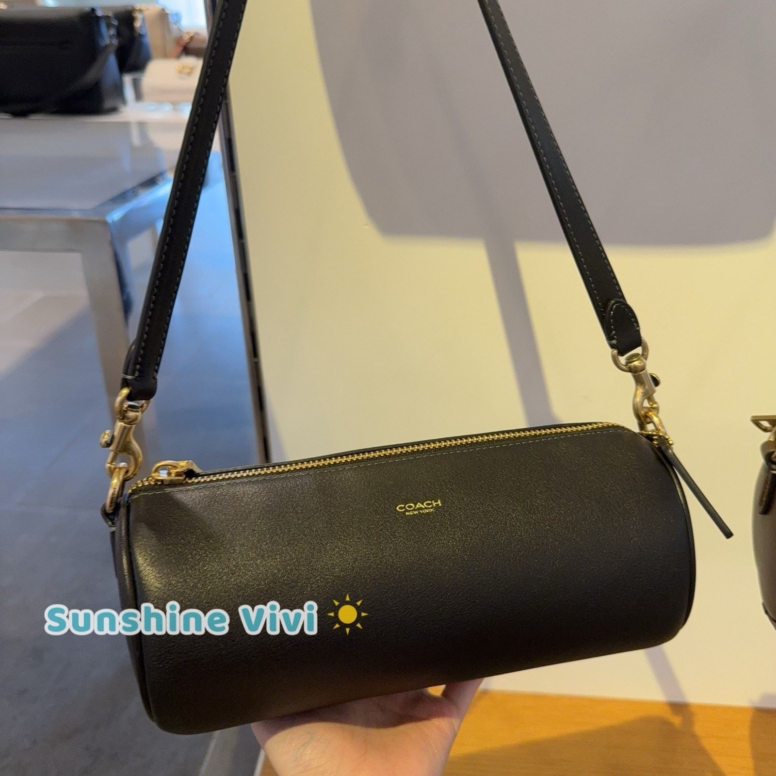 Coach NWT Coach Small Barrel Bag Leather Handbag CDY80 Brass/Black Size ONE SIZE - 3 Thumbnail