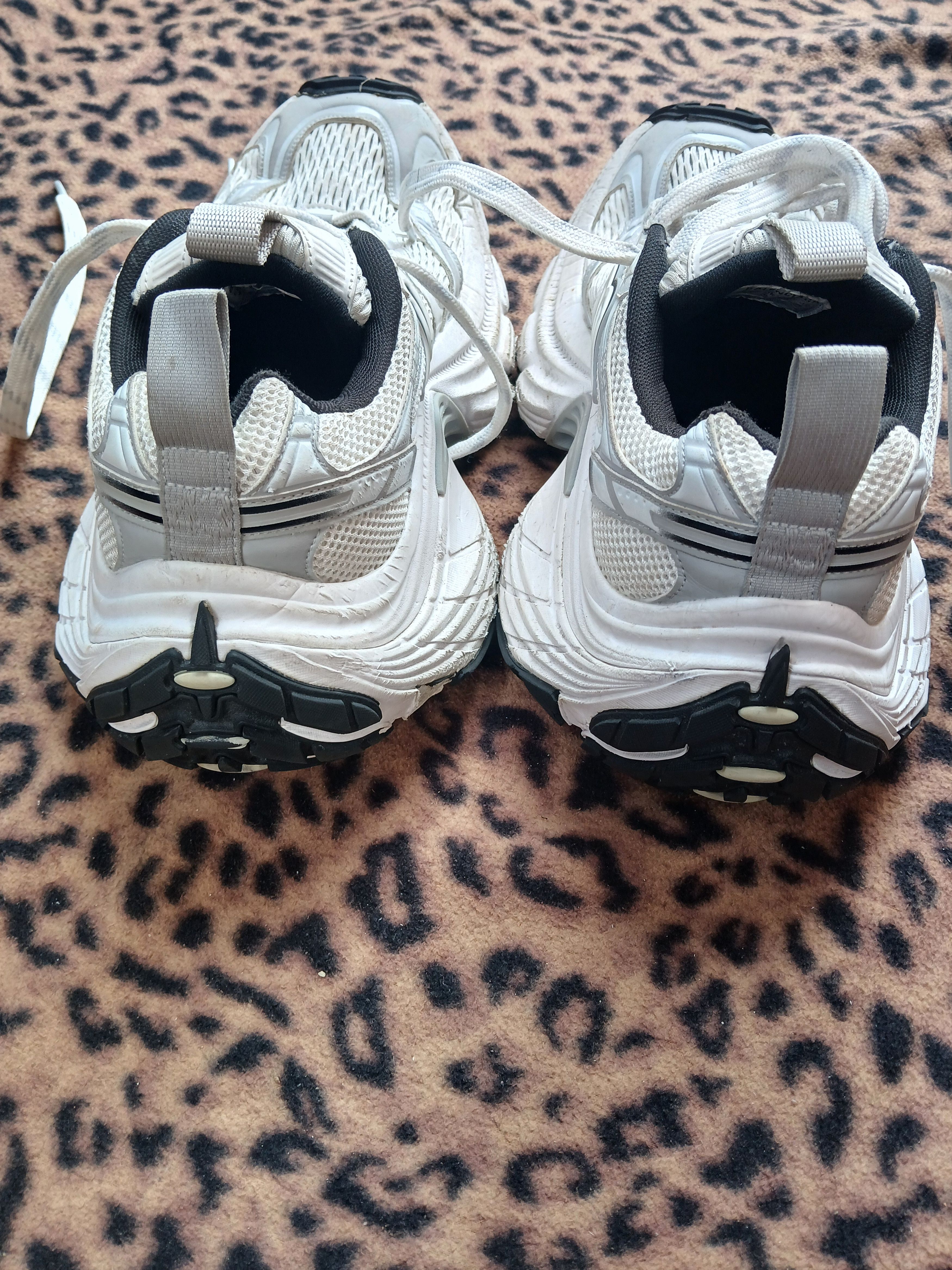 Balenciaga 10XL Sneaker