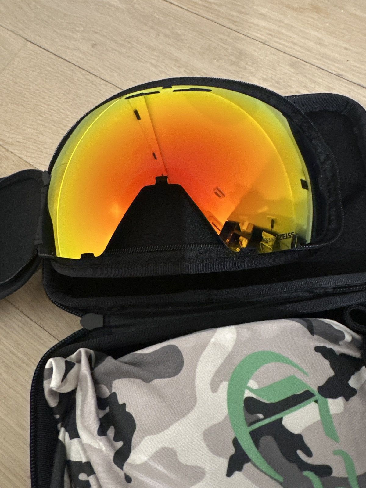 Chrome Hearts SILVER MORNING White Out-Lens:Chrome Mirror Shield Size ONE SIZE - 10 Thumbnail