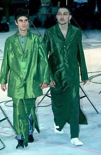Yohji Yamamoto olive green silk blend jacket. Size M / US 6-8 / IT 42-44 - 2 Thumbnail