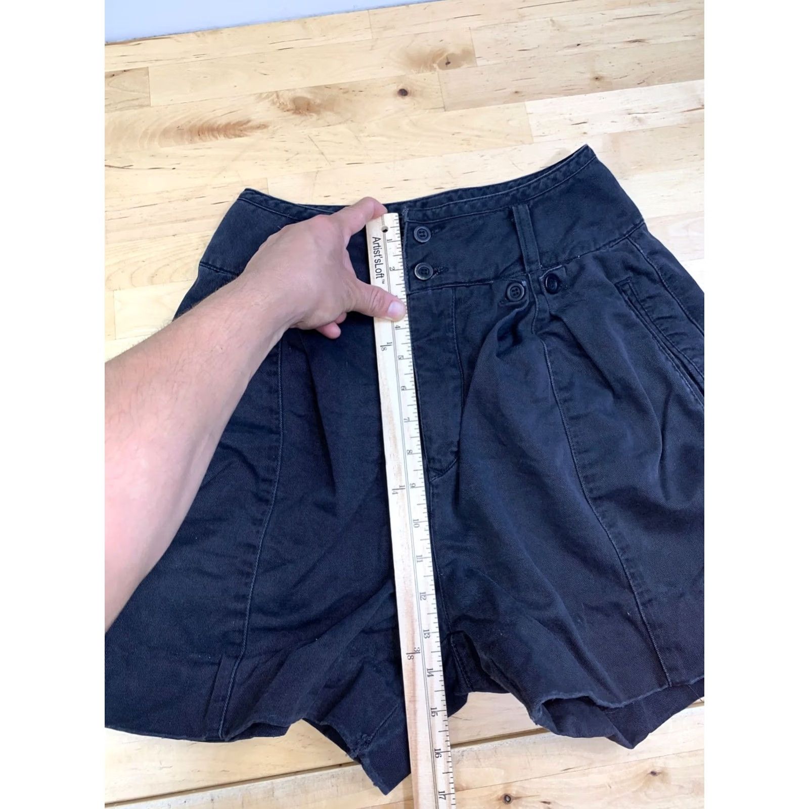 Chaco VINTAGE High Waisted Bermuda Shorts Women 8 Black Pleated 90s Casual Chac Size 30" / US 8 / IT 44 - 6 Thumbnail