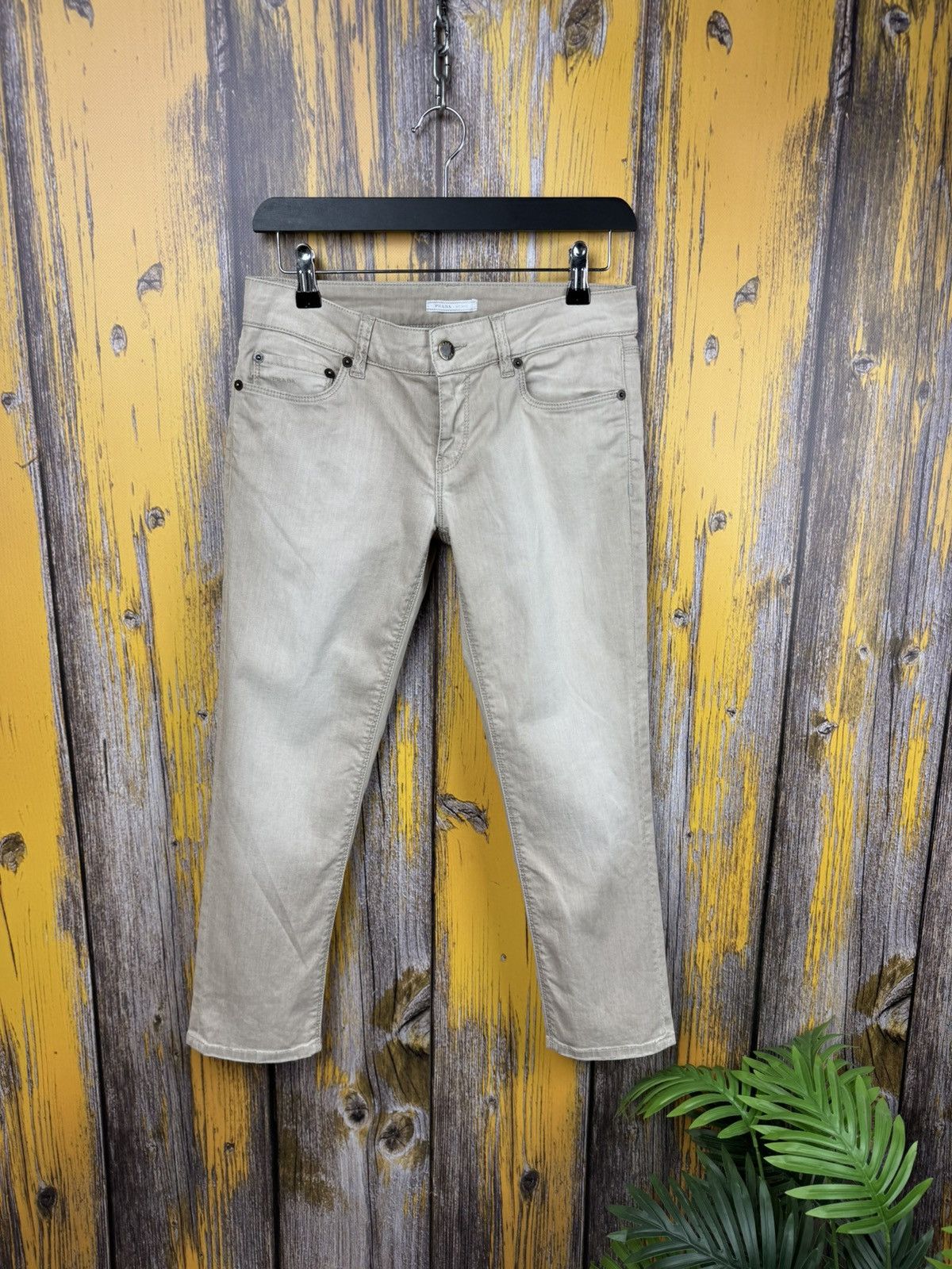 Prada Prada Woman Pants Size 26 Made in italy 🇮🇹 CONTOUR FIT Size 26" / US 2 / IT 38 - 12 Thumbnail