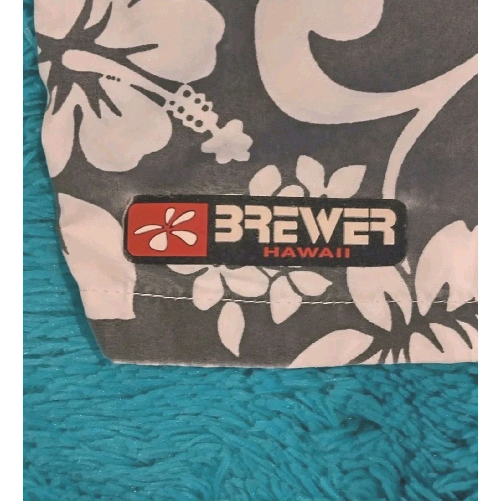 Breuer Brewer Hawaii Gray Floral Swim Trunk Shorts 35 Lightly Worn Size US 35 - 2 Thumbnail
