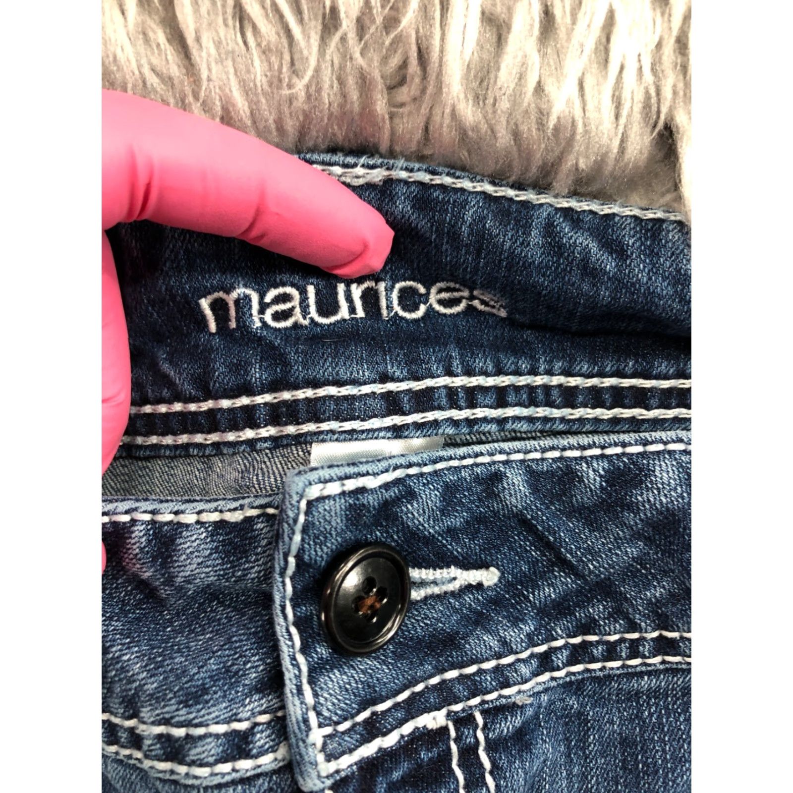 Vintage Maurices Boyfriend Shorts Juniors Womens Size 5/6 Medium Wash Blue Denim 5-Pocket Rise Mid Casual Boys? Size 27" / US 4 / IT 40 - 5 Thumbnail