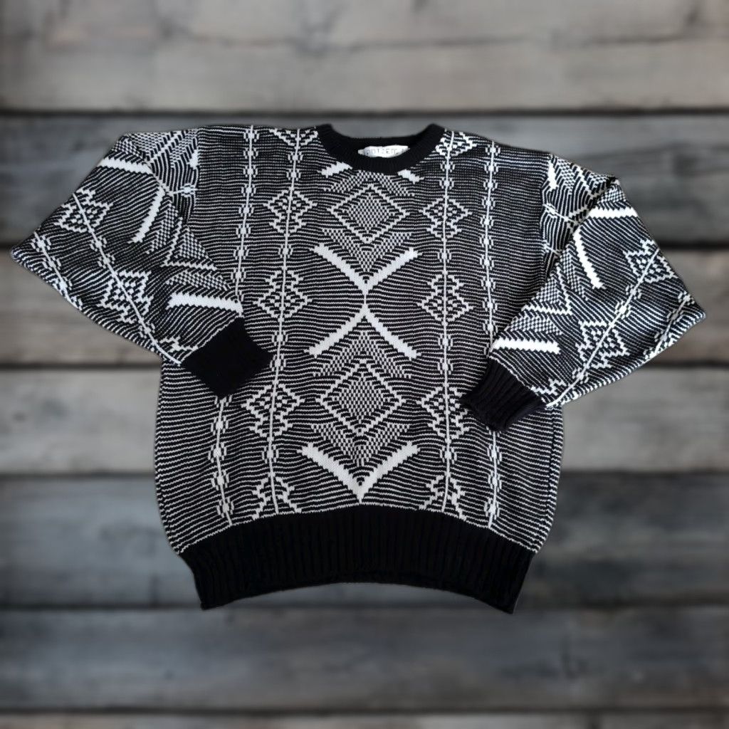 Jantzen VINTAGE Jantzen 90s Sweater Men Sz M Geometric Black White Crew Neck Knit All Seasons EUC Size US M / EU 48-50 / 2 - 1 Thumbnail