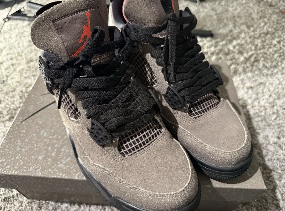 Jordan Brand Jordan 4 Taupe Haze Size US 11 / EU 44 - 1 Thumbnail