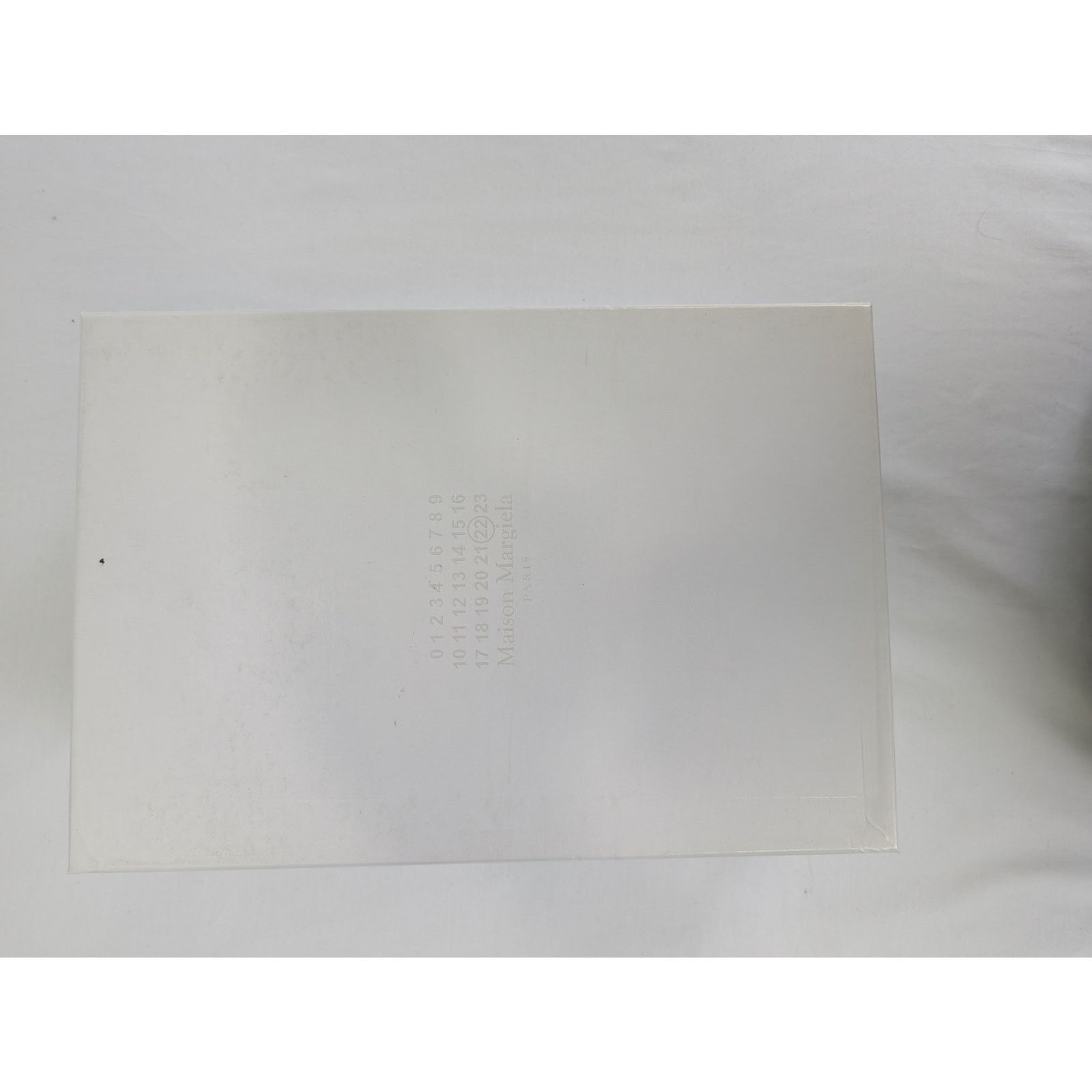 Maison Margiela o1rshd1 Tabi Low Top Sneakers in White Size US 6 / EU 39 - 20 Thumbnail
