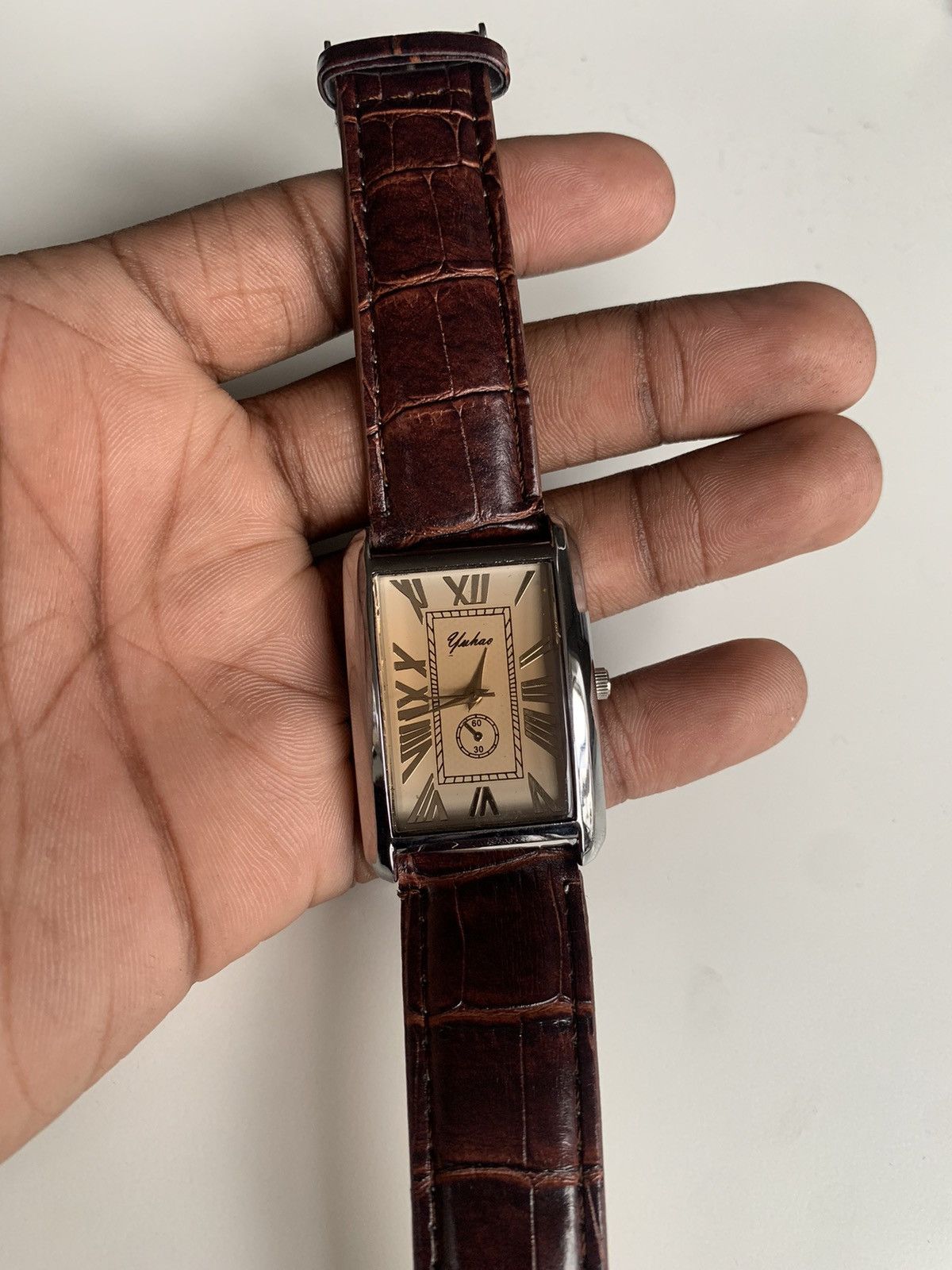 Vintage Vintage 90s vintage retro luxury style gold leather watch Size ONE SIZE - 5 Thumbnail
