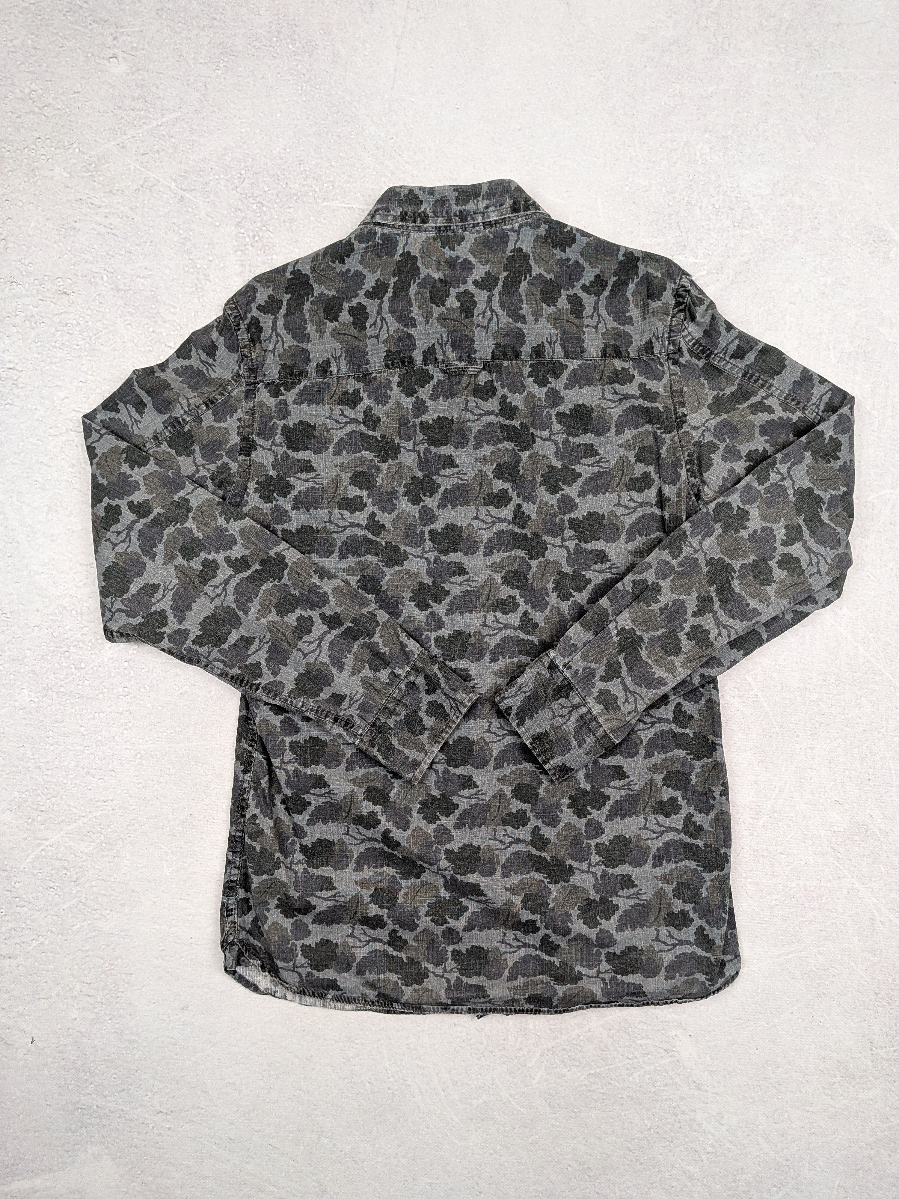 Other OVS Multicolor Abstract Leaf Pattern Shirt Slim Fit Size S Size US S / EU 44-46 / 1 - 2 Thumbnail