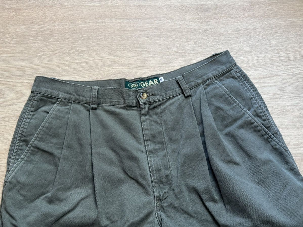 Vintage Vintage 90’s Land Rover Made In USA Military Baggy Shorts Size US 36 / EU 52 - 2 Thumbnail