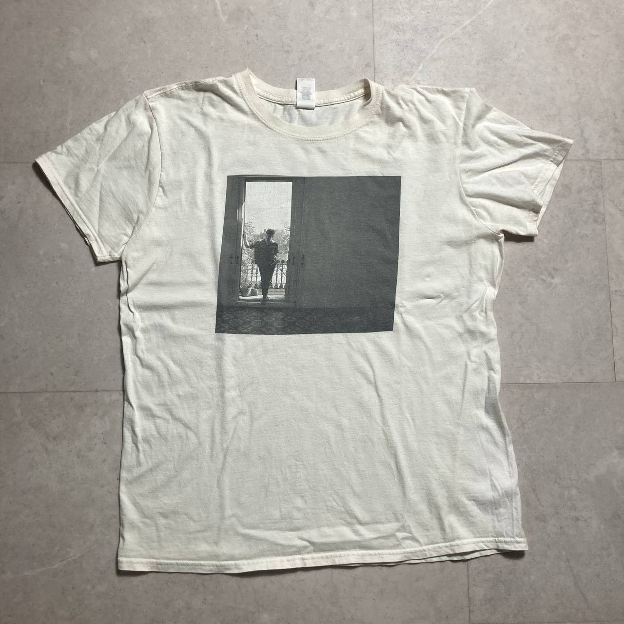Band Tees George Ezra Staying At Tamara's Folk Indie Rock Band Tour Size US L / EU 52-54 / 3 - 1 Thumbnail