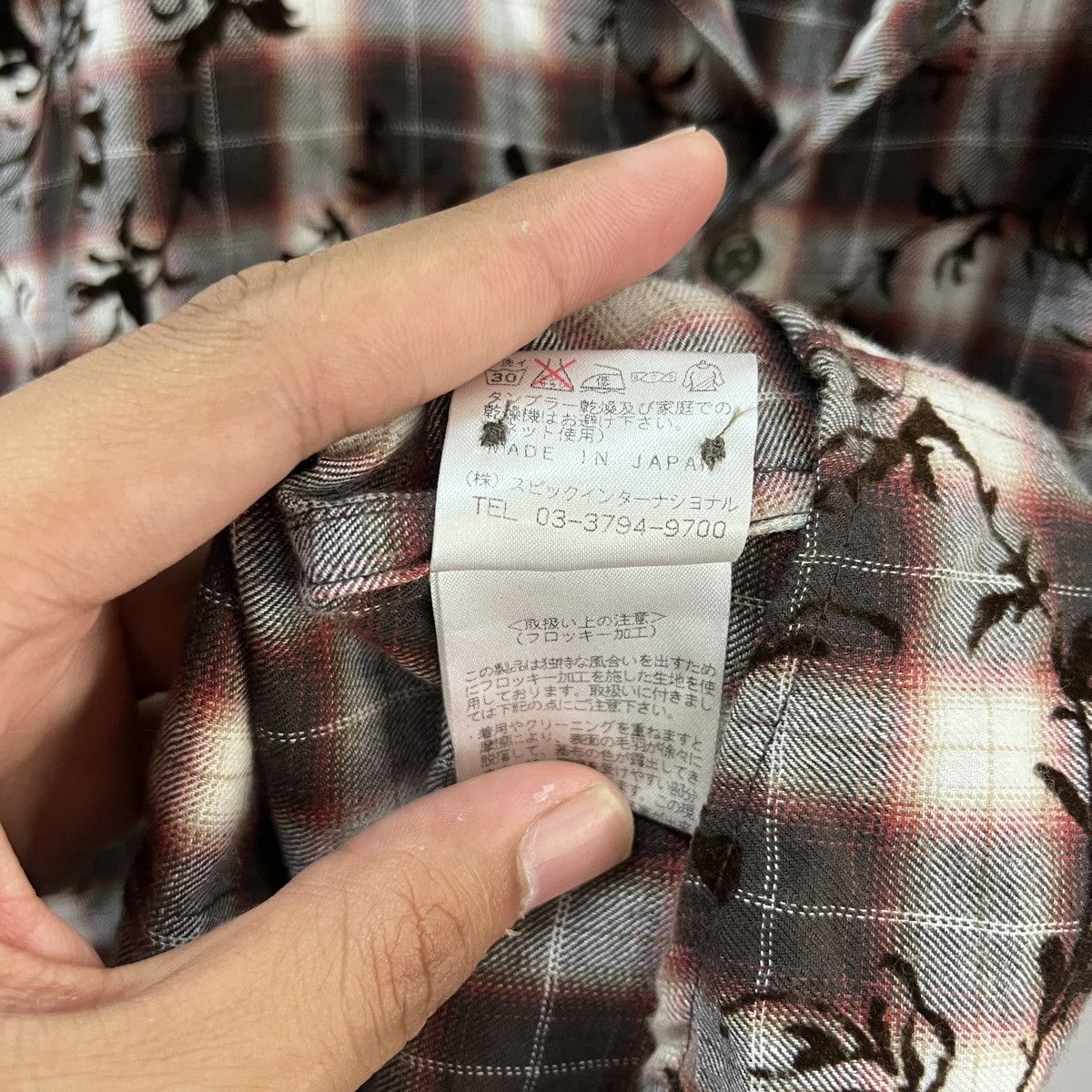 Tornado Mart Tornado Mart Open Collar Floral Theme Size US M / EU 48-50 / 2 - 9 Thumbnail