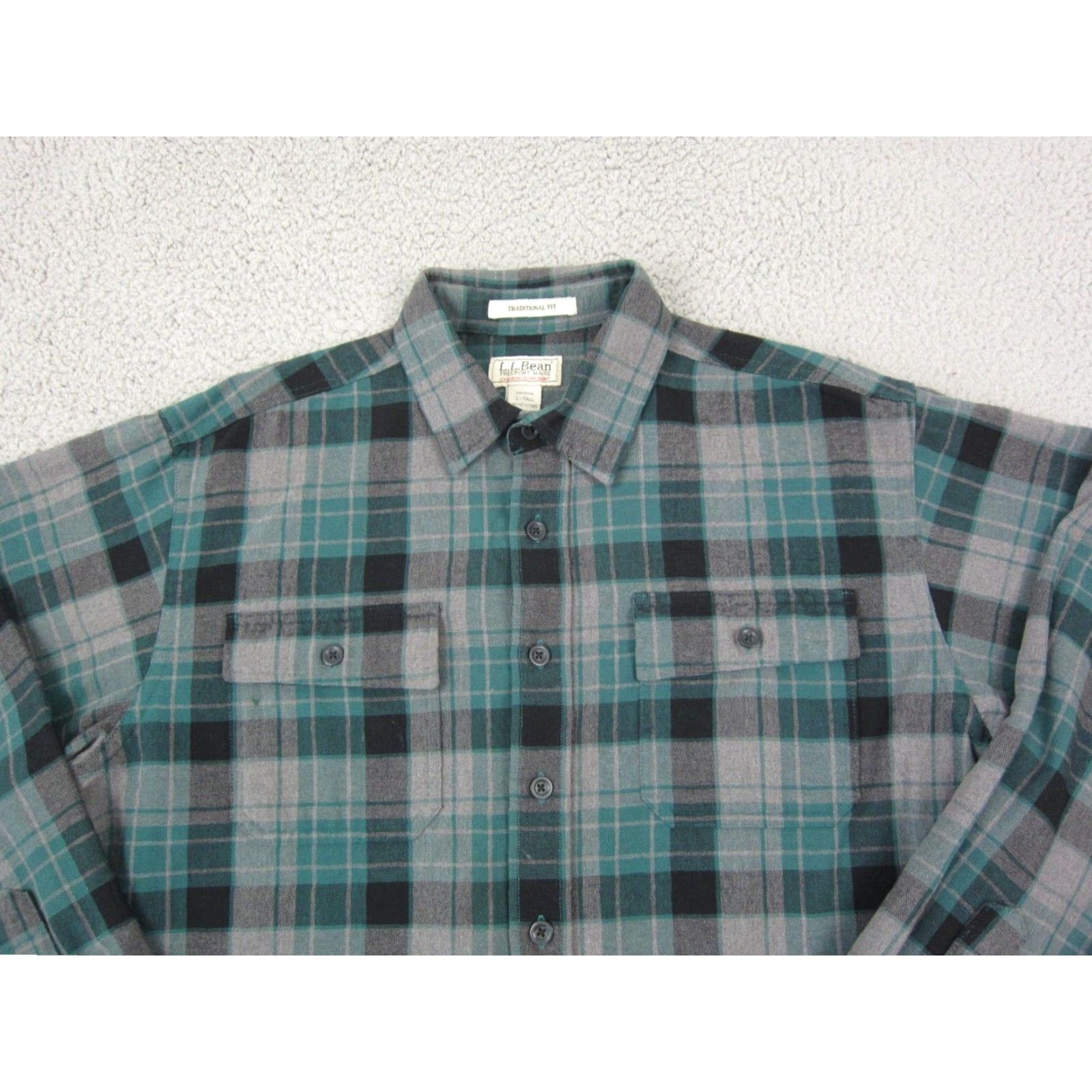 Vintage VINTAGE L.L.Bean Shirt Mens LT Green Plaid 90s Cotton Flannel Button-Up Long Sleeve With Pockets Distressed Chamois Size US L / EU 52-54 / 3 - 2 Thumbnail