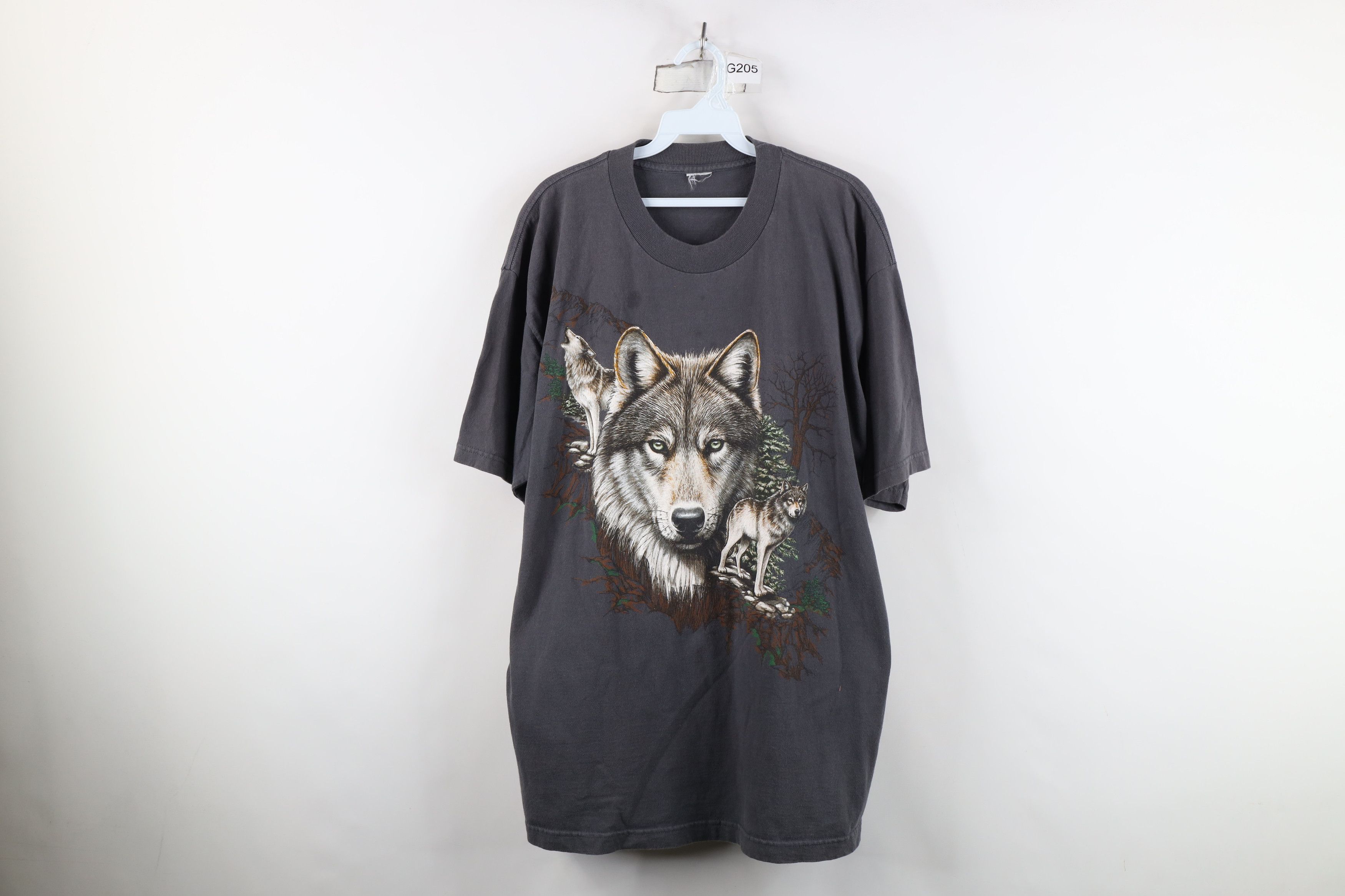 Vintage Vintage 90s Streetwear Nature Wolf Mountains T-Shirt Gray Size US XL / EU 56 / 4 - 1 Thumbnail
