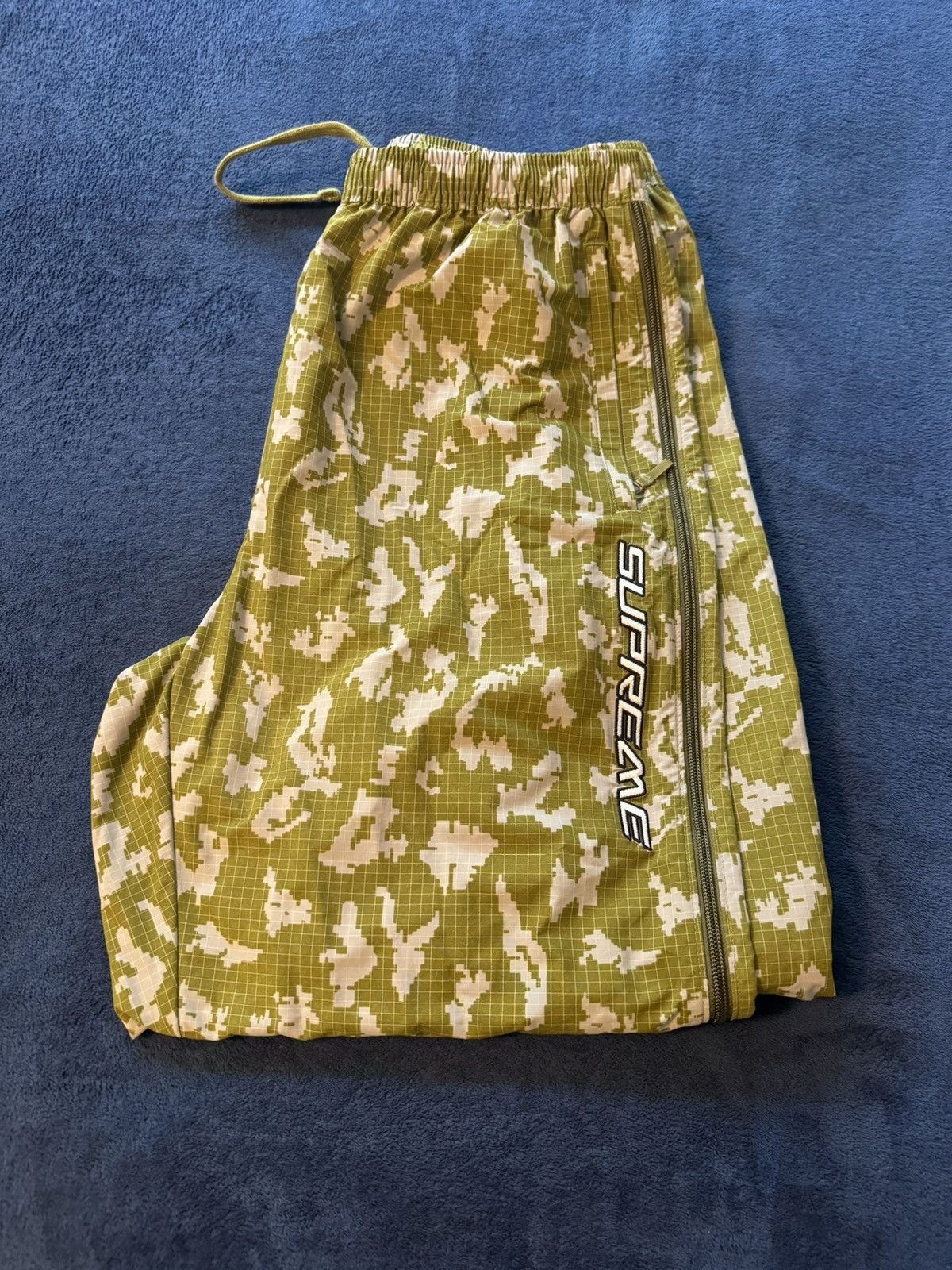 Supreme Supreme Ripstop Warm Up Pant (FW26) - Size small Size US 30 / EU 46 - 1 Thumbnail