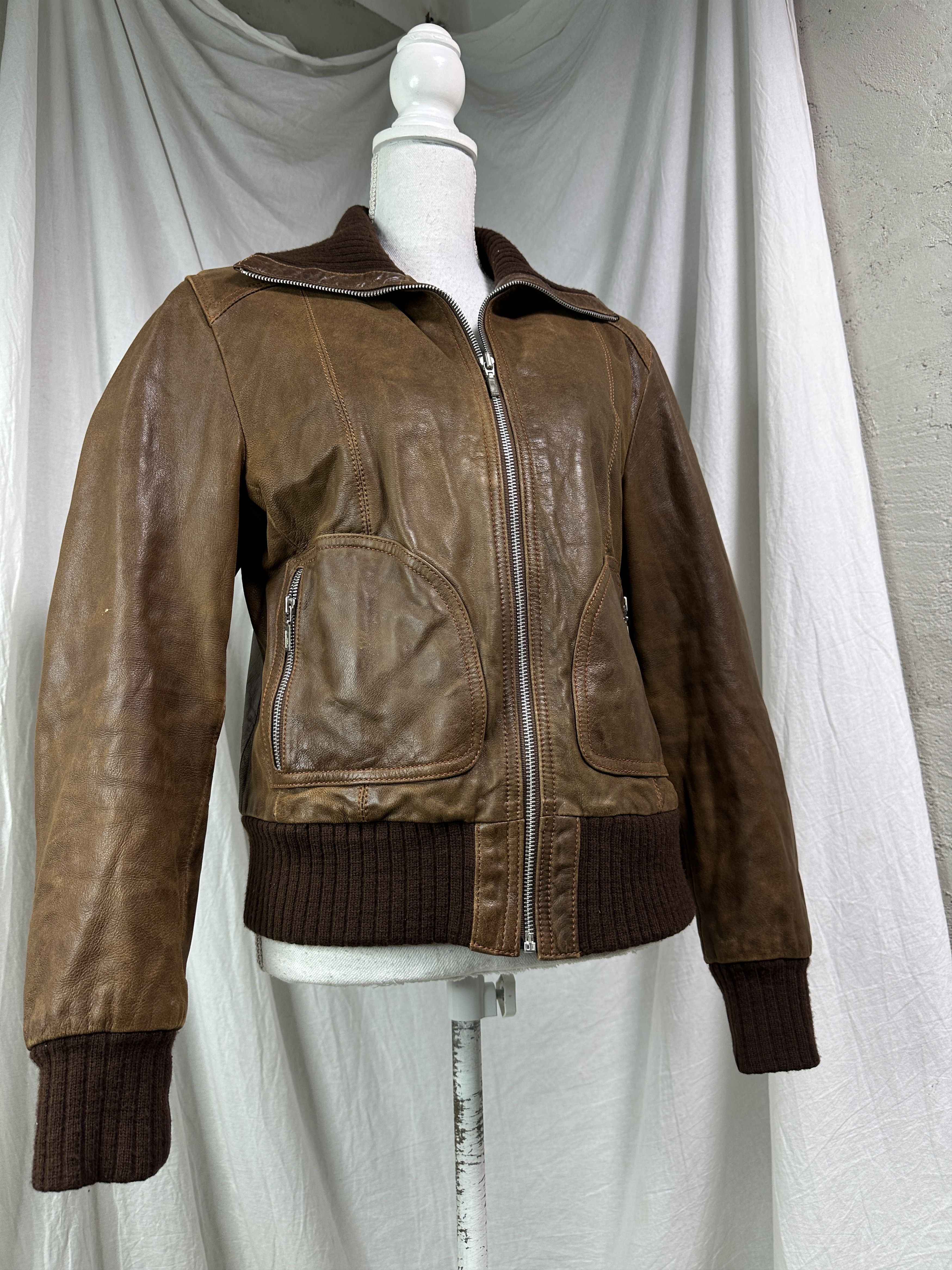 Vintage Vintage Leather Biker Moto Oversize Dark Jacket 00s Size US L / EU 52-54 / 3 - 1 Thumbnail