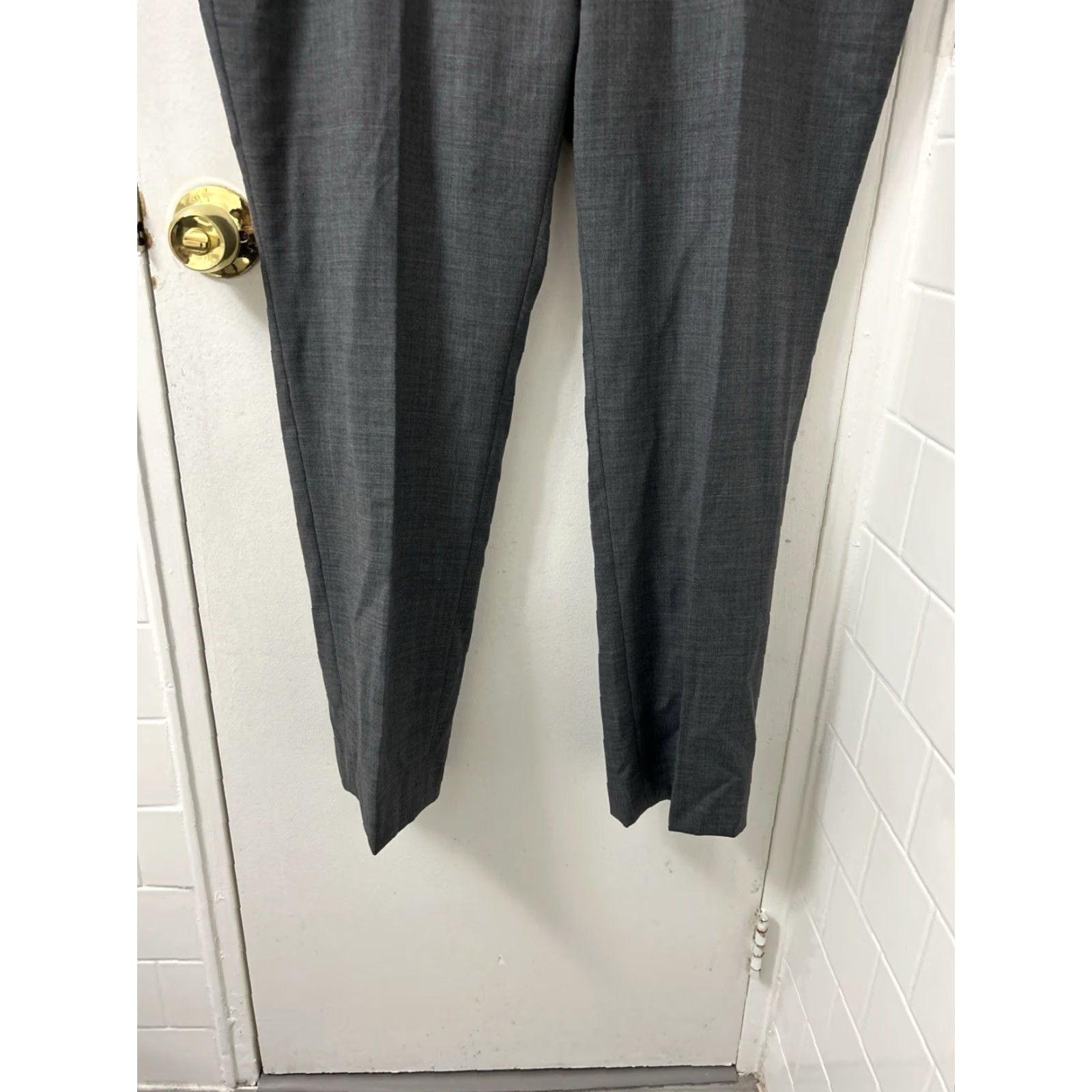 Ralph Lauren Lauren Ralph Lauren Dress Pants Mens 40x30 Gray Wool Blend Classic Fit NWT Flat Front Wrinkle Resistant Pockets 70% Wool YKK Dry Clean Only Size US 40 / EU 56 - 3 Thumbnail
