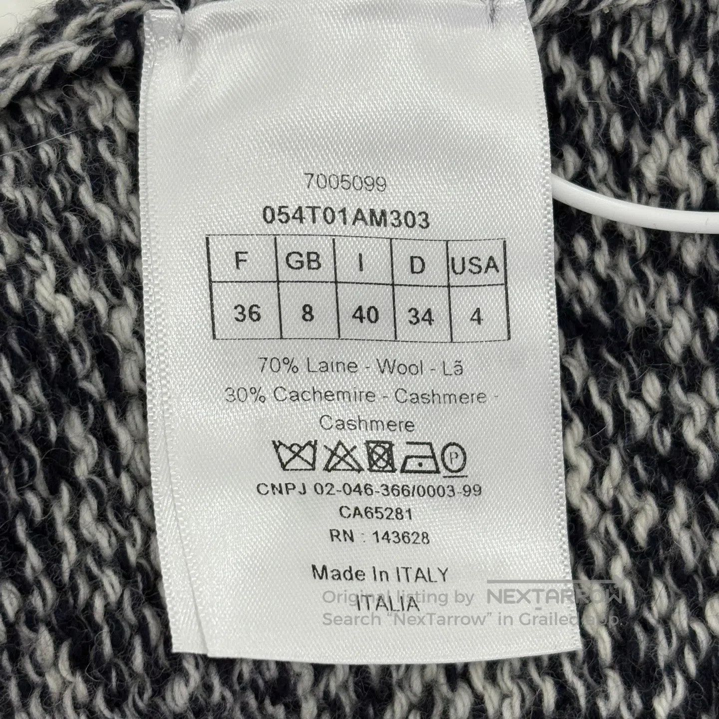 Dior Dior size36 The slogan is displayed on the background; it r Size S / US 4 / IT 40 - 4 Thumbnail
