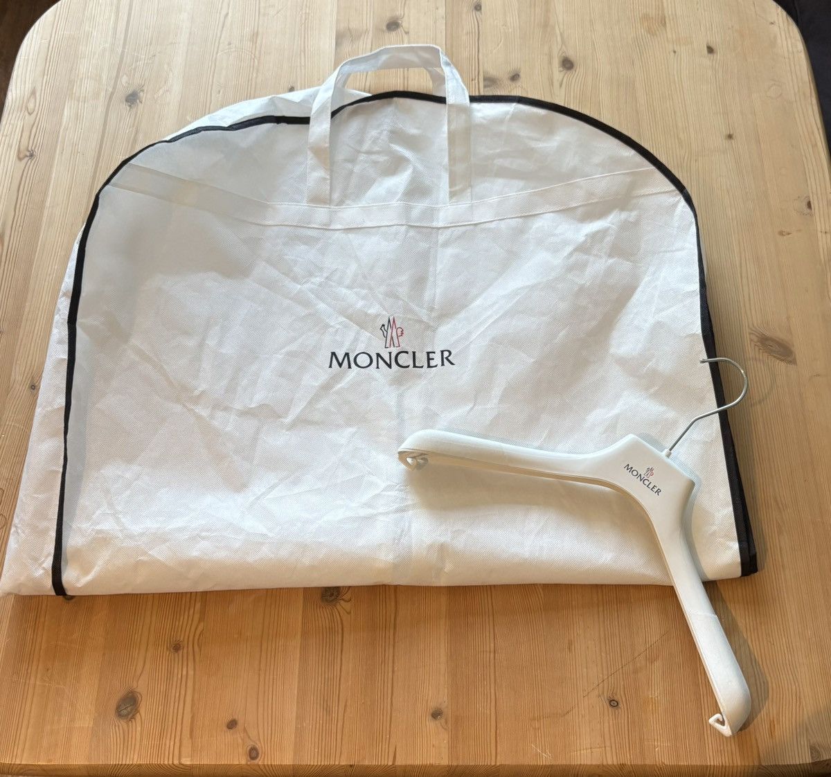 Moncler Moncler Morgat Jacket Size S / US 4 / IT 40 - 16 Thumbnail