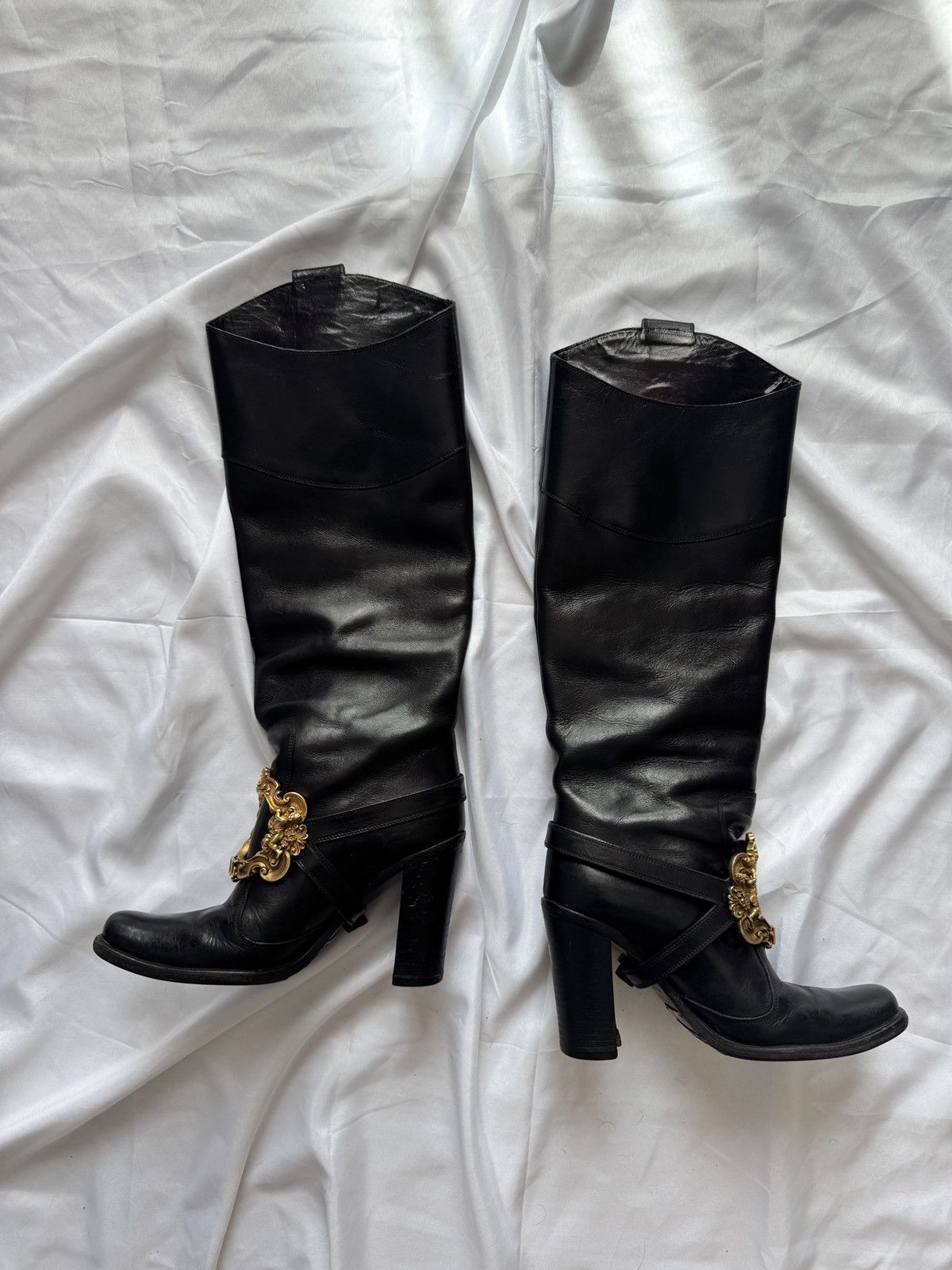 Dolce & Gabbana Dolce & Gabbana Black Leather Flower Embellished Knee Boots Size US 6 / IT 36 - 8 Thumbnail