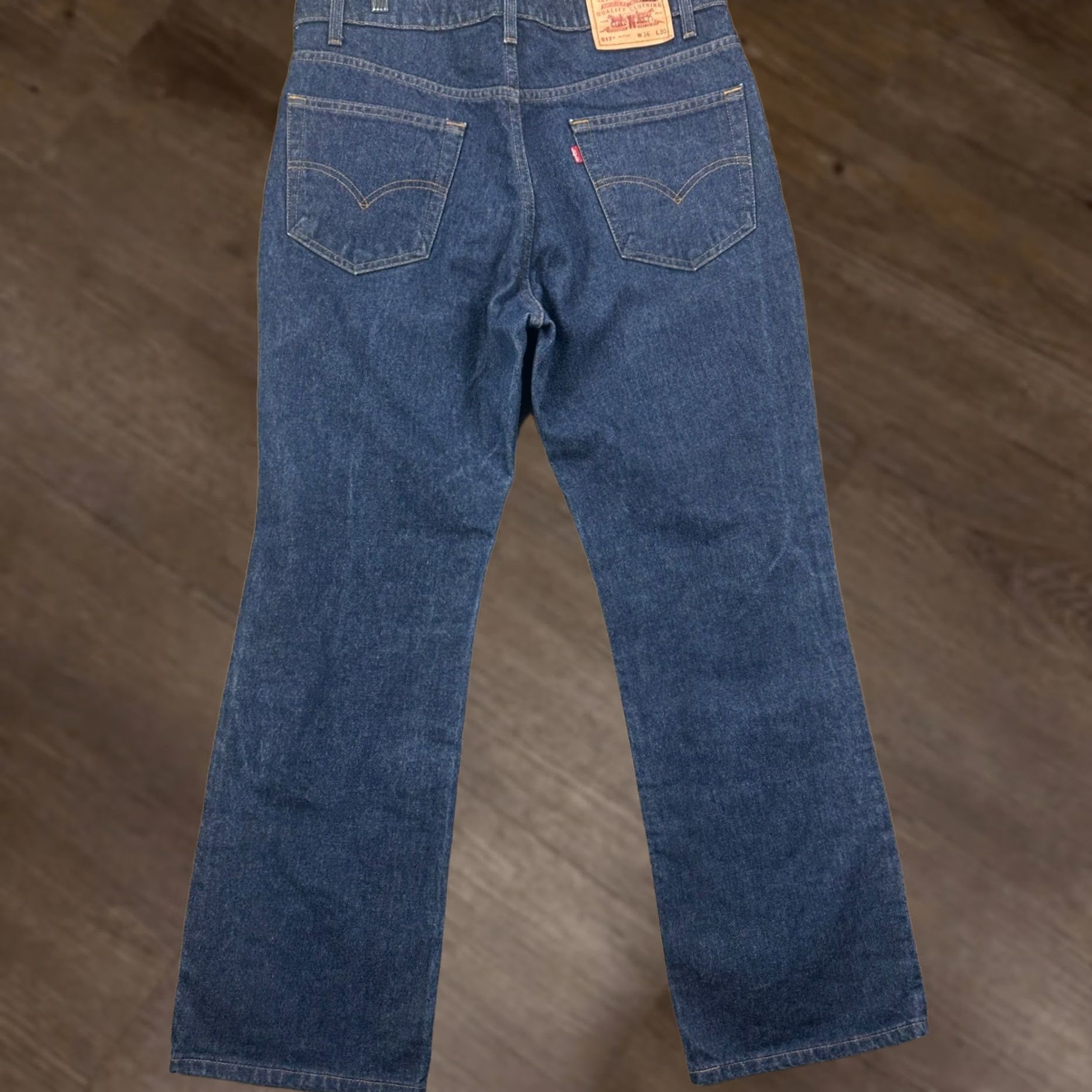 Levi's VINTAGE Levi's 517 Jeans Boot Cut 36 Mens Dark Blue Denim 5-Pocket Classic Fit EUC Size US 36 / EU 52 - 1 Thumbnail