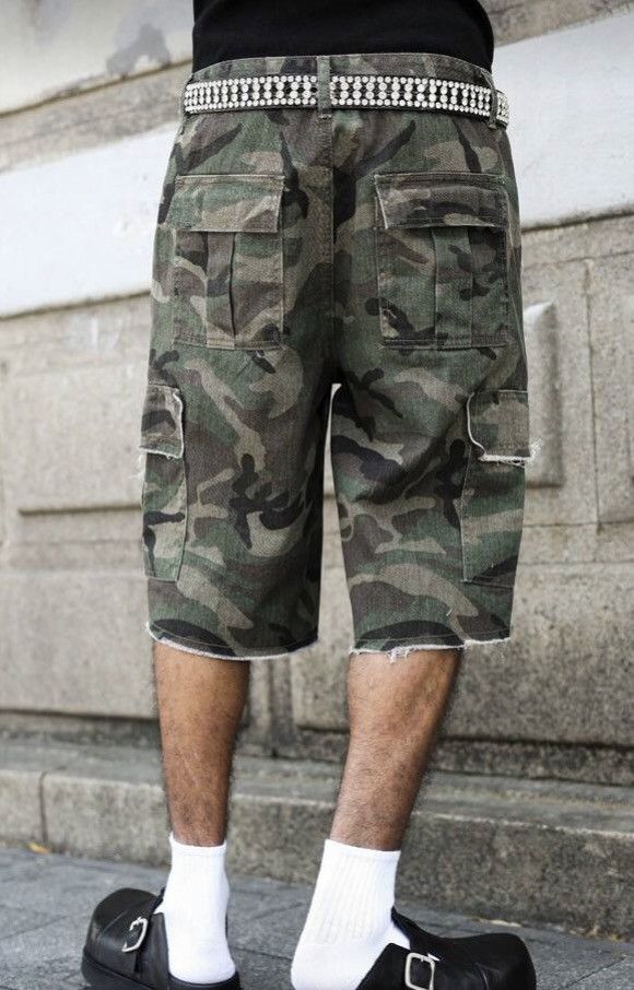 Other Camo Cargo Shorts - Multi-Pocket Utility Wear - Gorpcore Size US 31 - 2 Thumbnail