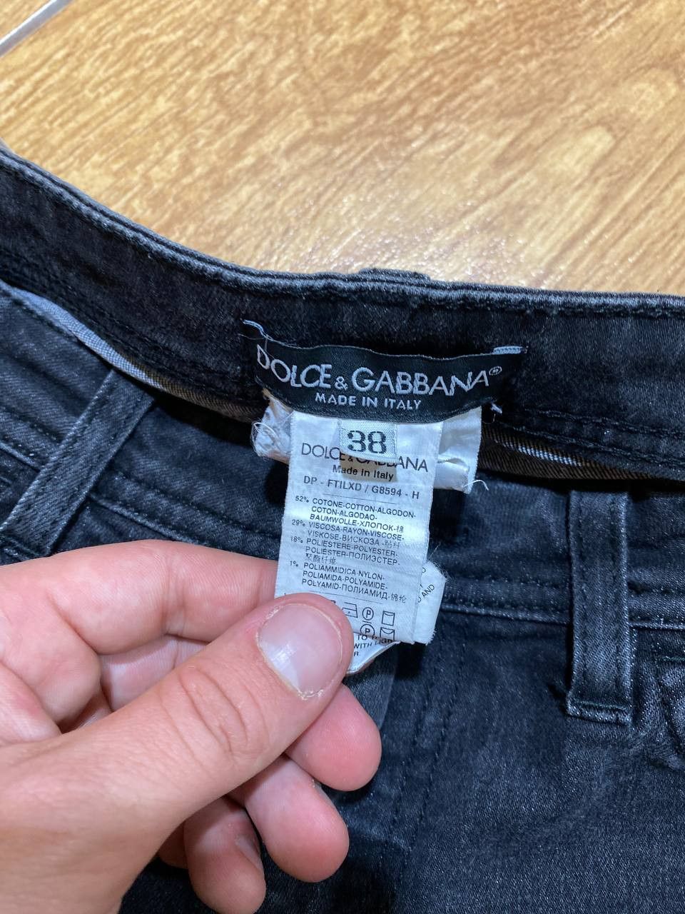 Dolce & Gabbana Dolce & Gabbana Black Distressed Slim Fit Cotton Denim jeans Size 38" / US 16 / IT 52 - 2 Thumbnail
