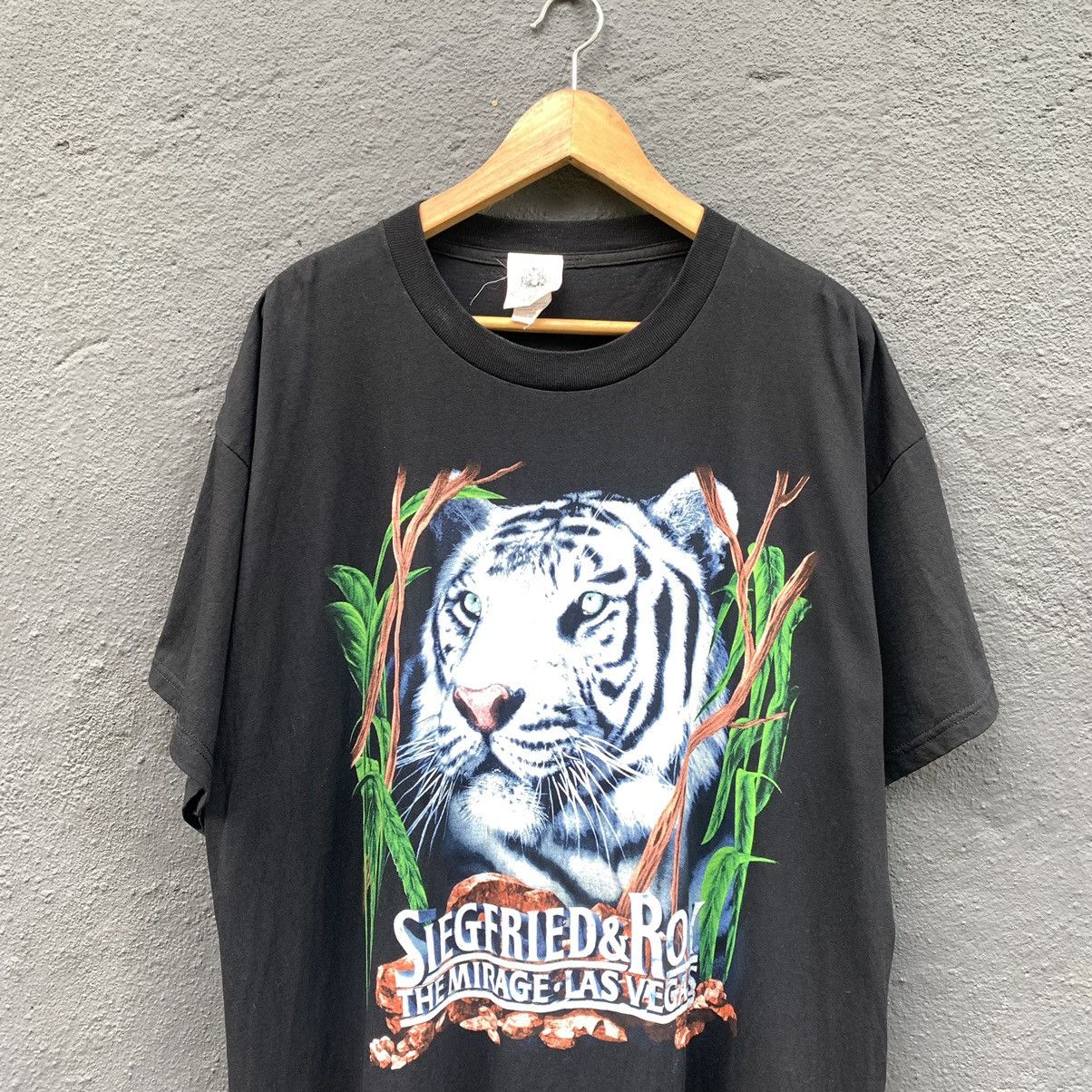 Other Thrashed faded siegfried&roy the mirage las vegas animal tee Size US XL / EU 56 / 4 - 2 Thumbnail