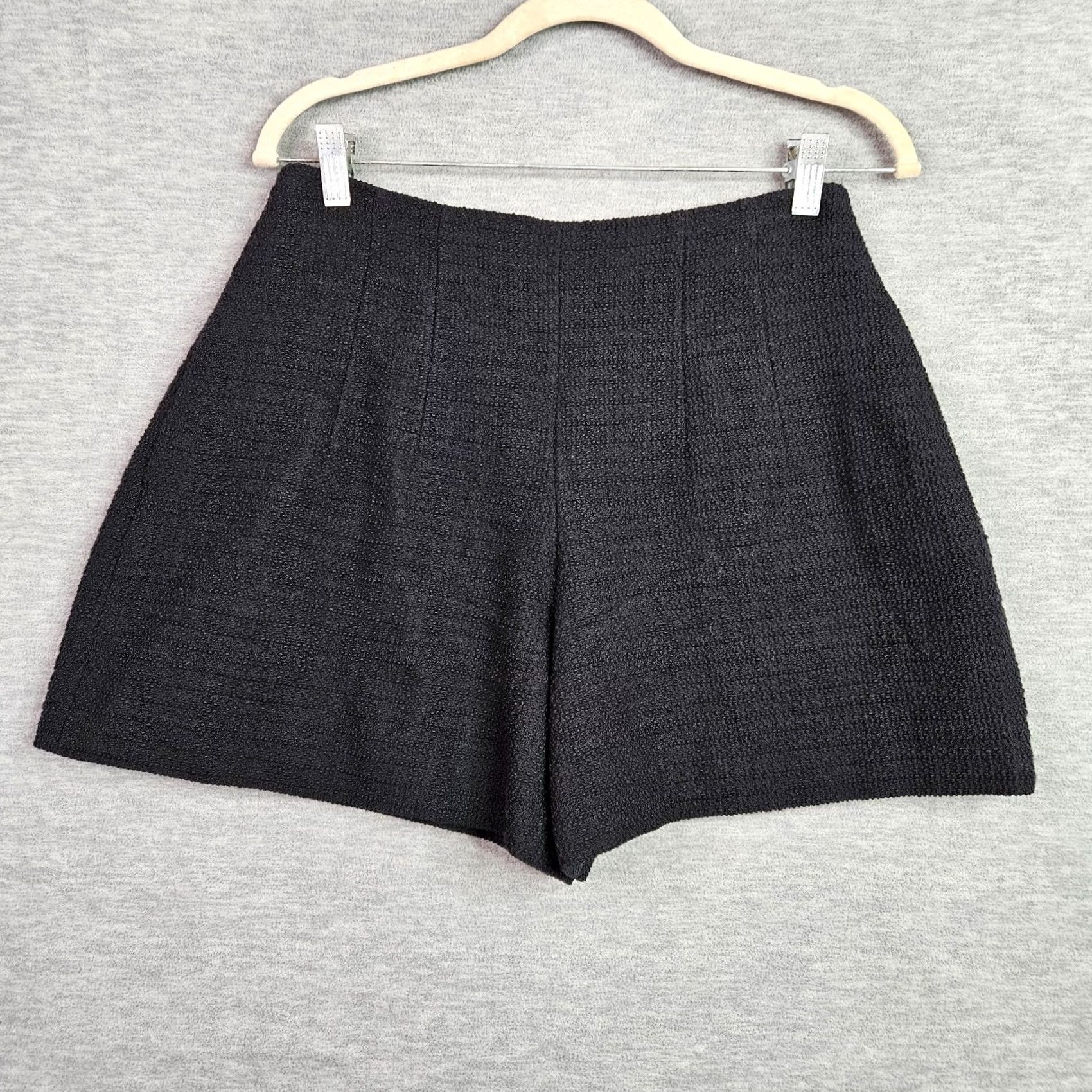 Carven Carven Women Shorts Size 40 Black Textured High Waist Casual Regular Front Flat Front Cotton Blend, Polyester, Elastane Size 27" / US 4 / IT 40 - 2 Thumbnail