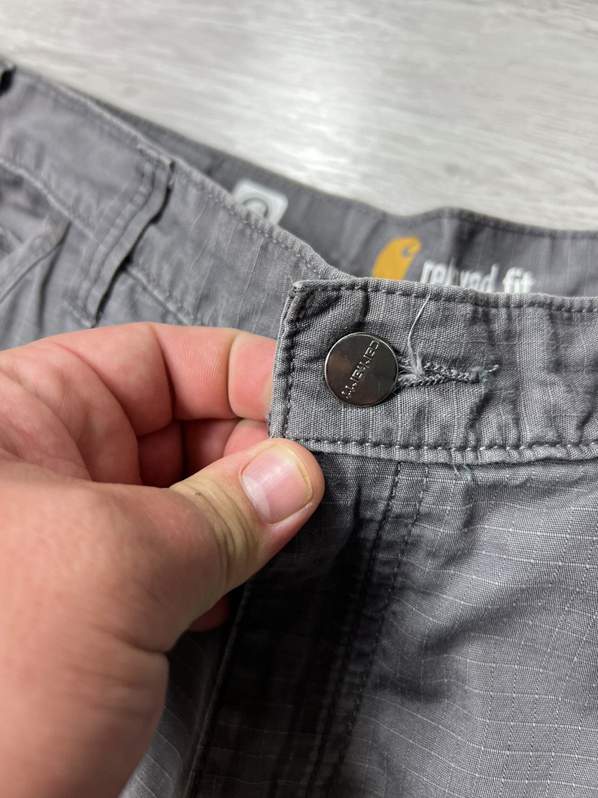 Carhartt × Vintage Carhartt Destroyed Cargo Baggy Pants Workwear Street Style Size US 33 - 18 Thumbnail
