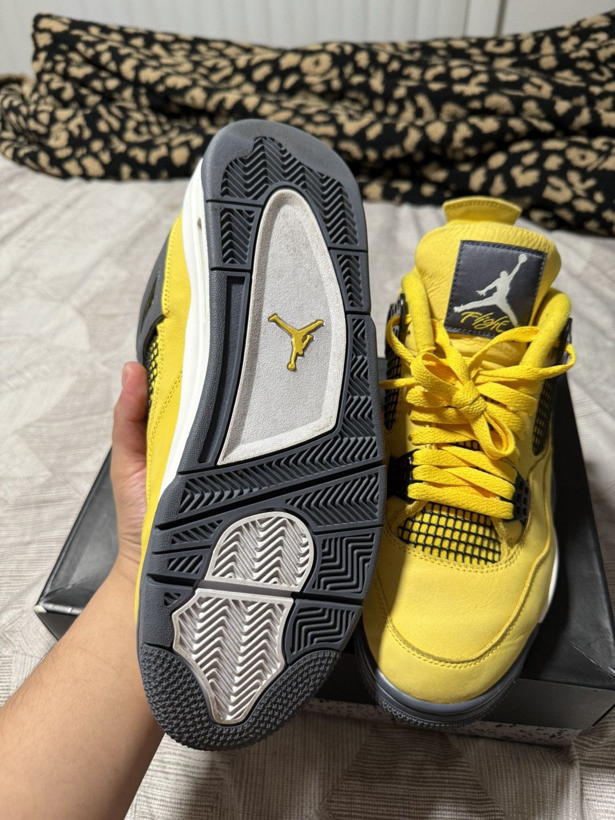 Jordan Brand Jordan 4 Retro - Lightning Size US 10 / EU 43 - 6 Thumbnail