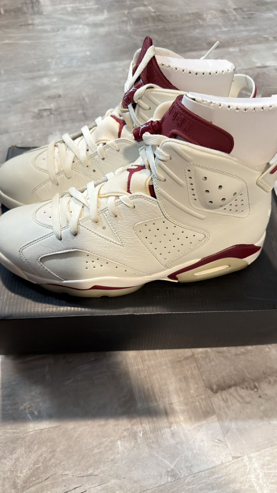 Jordan Brand Jordan 6 Maroon Size US 11 / EU 44 - 4 Thumbnail