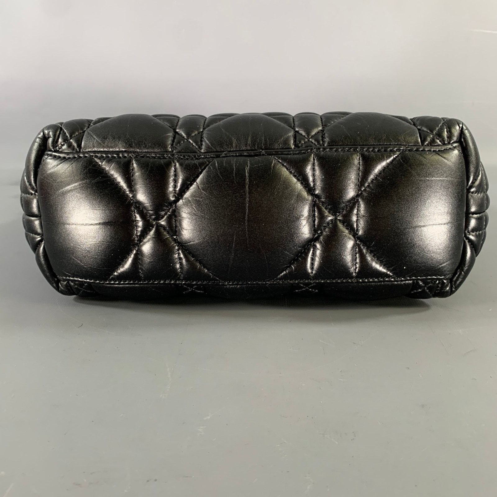 Dior CHRISTIAN DIOR Black Gold Cannage Leather Metal Bag Size ONE SIZE - 9 Thumbnail