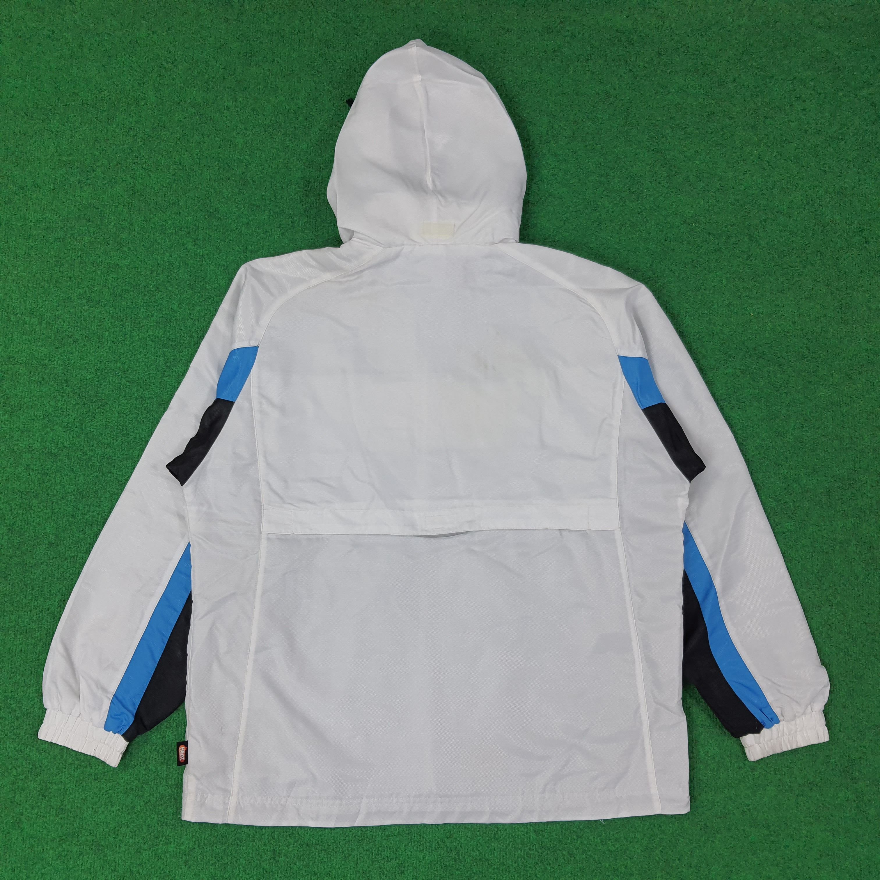 Japanese Brand Vintage Yonex Sportswear Training Jacket C261N26 Size US L / EU 52-54 / 3 - 3 Thumbnail