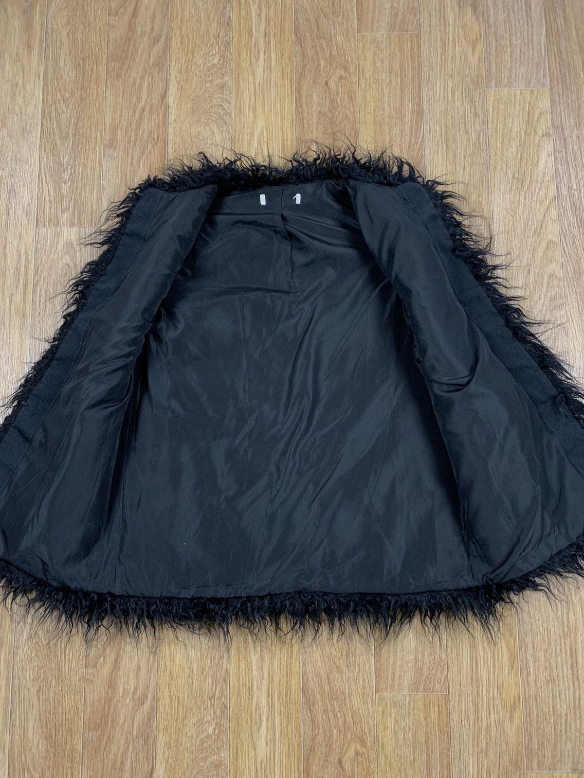 Vintage Y2K Avantgarde Mongolian fur Vests Yohji Style Size M / US 6-8 / IT 42-44 - 3 Thumbnail